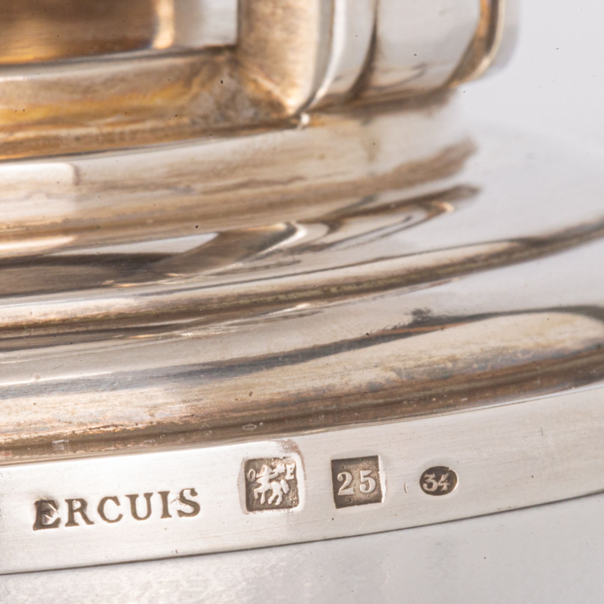 A silver plated tazza on an art deco base, marked Ercuis. (14 x 25 cm) - Bild 12 aus 12
