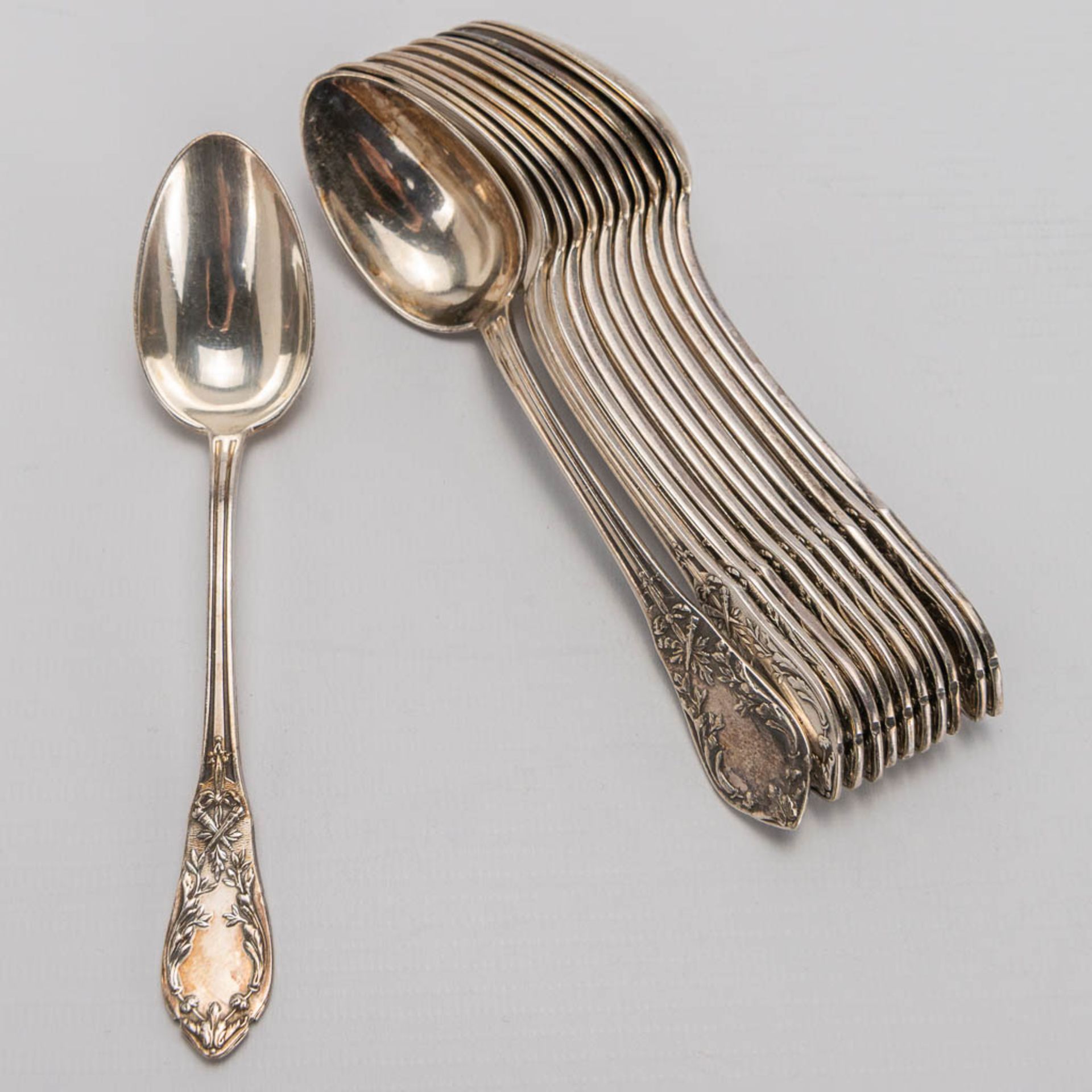 A silver-plated flatware cutler, Wiskemann Brussels, 94-pieces, Art Nouveau style.  - Bild 21 aus 25