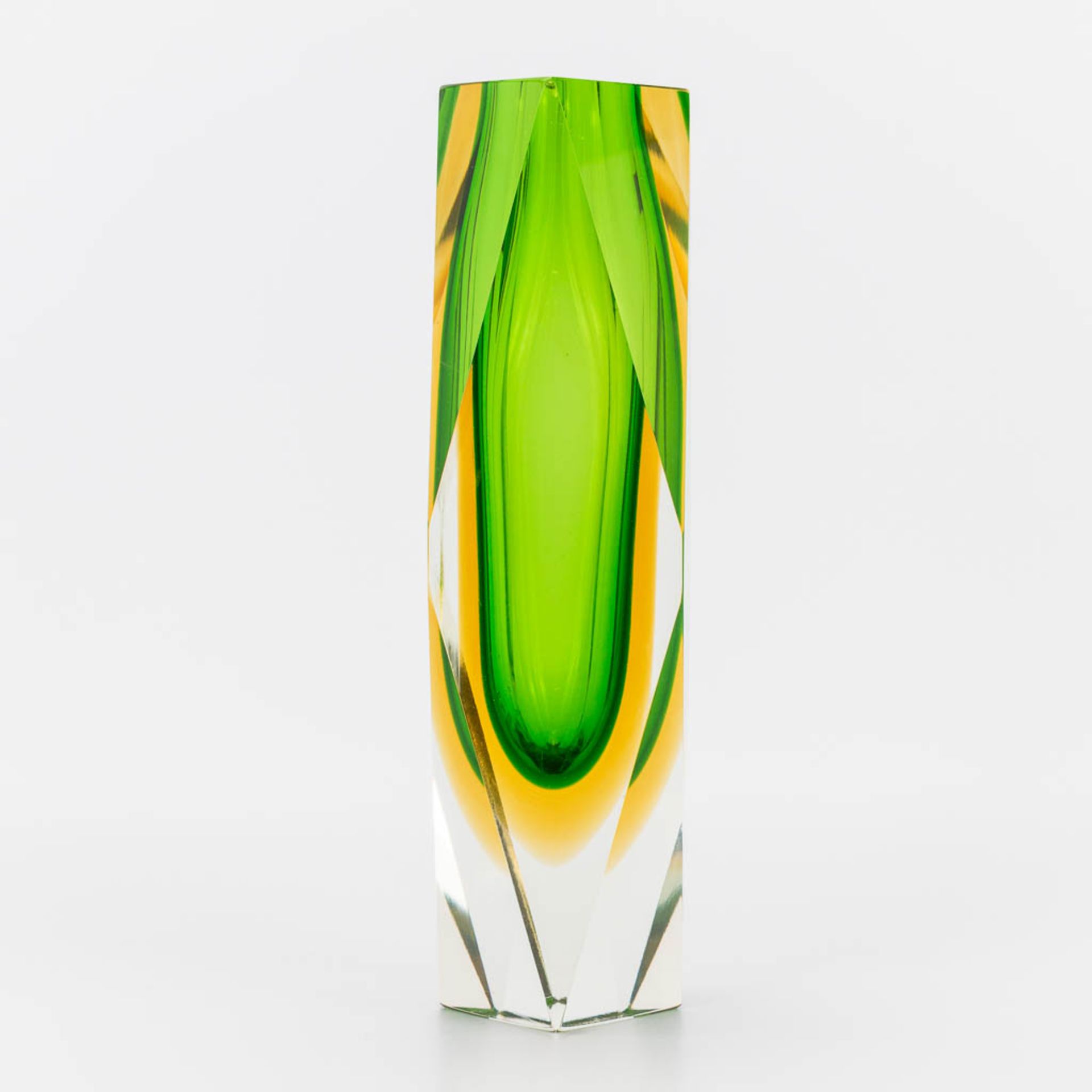 a Sommerso glass vase stickered Vetri Murano . (7 x 7 x 25 cm) - Image 7 of 12