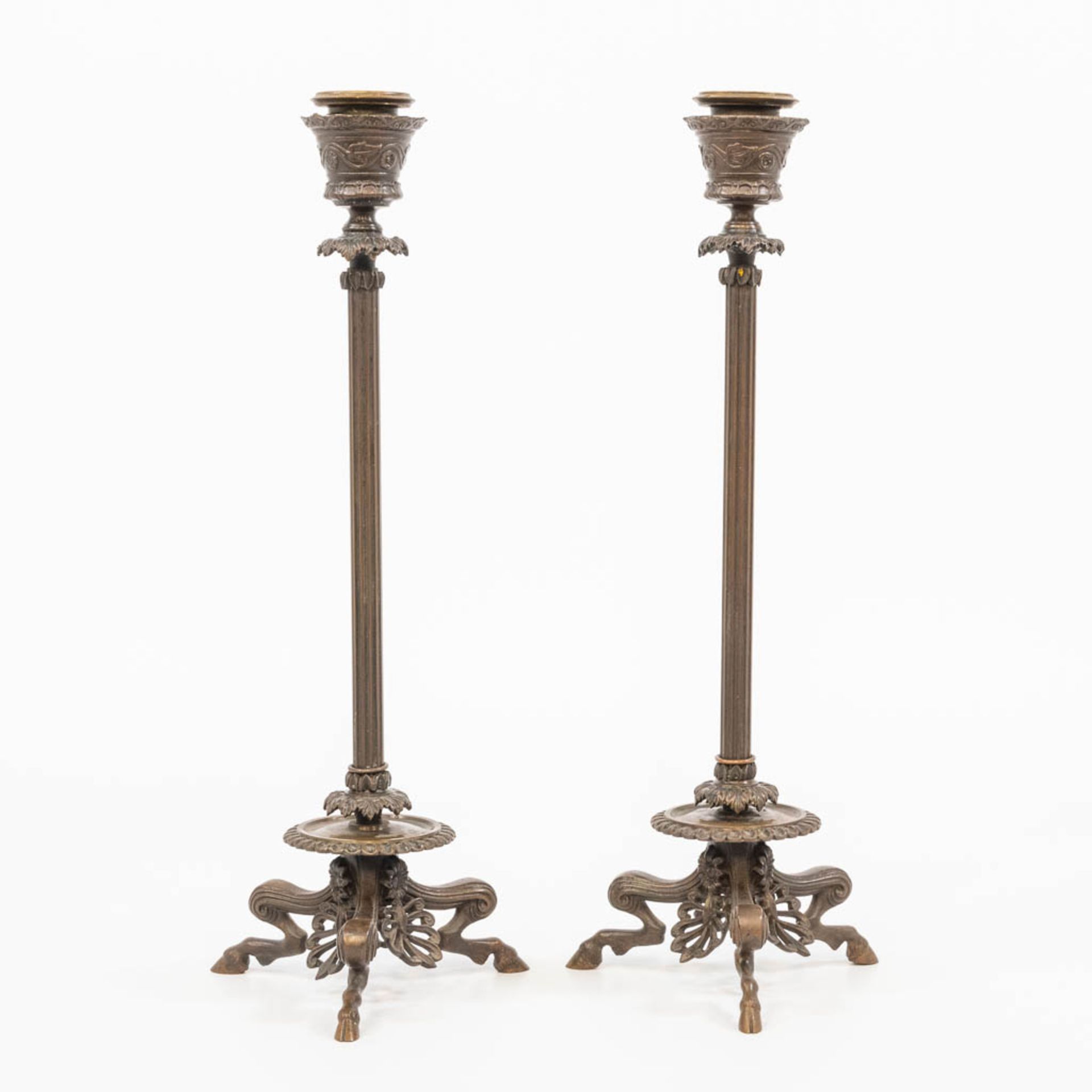 A pair of bronze candesticks, made in empire style and marked Barbedienne. First half of the 19th ce - Bild 6 aus 12