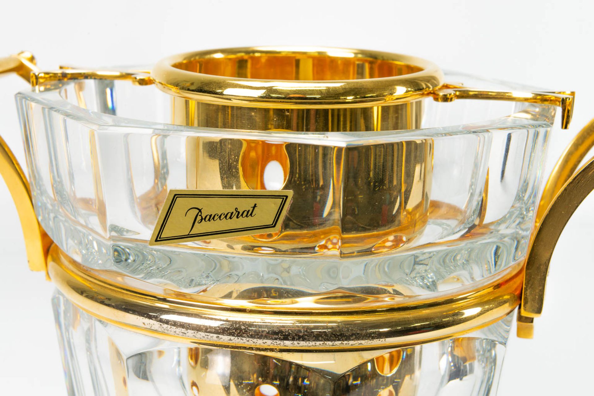 A Baccarat wine cooler or Champage bucket, made of Crystal with gold plated metal in the original bo - Bild 11 aus 12
