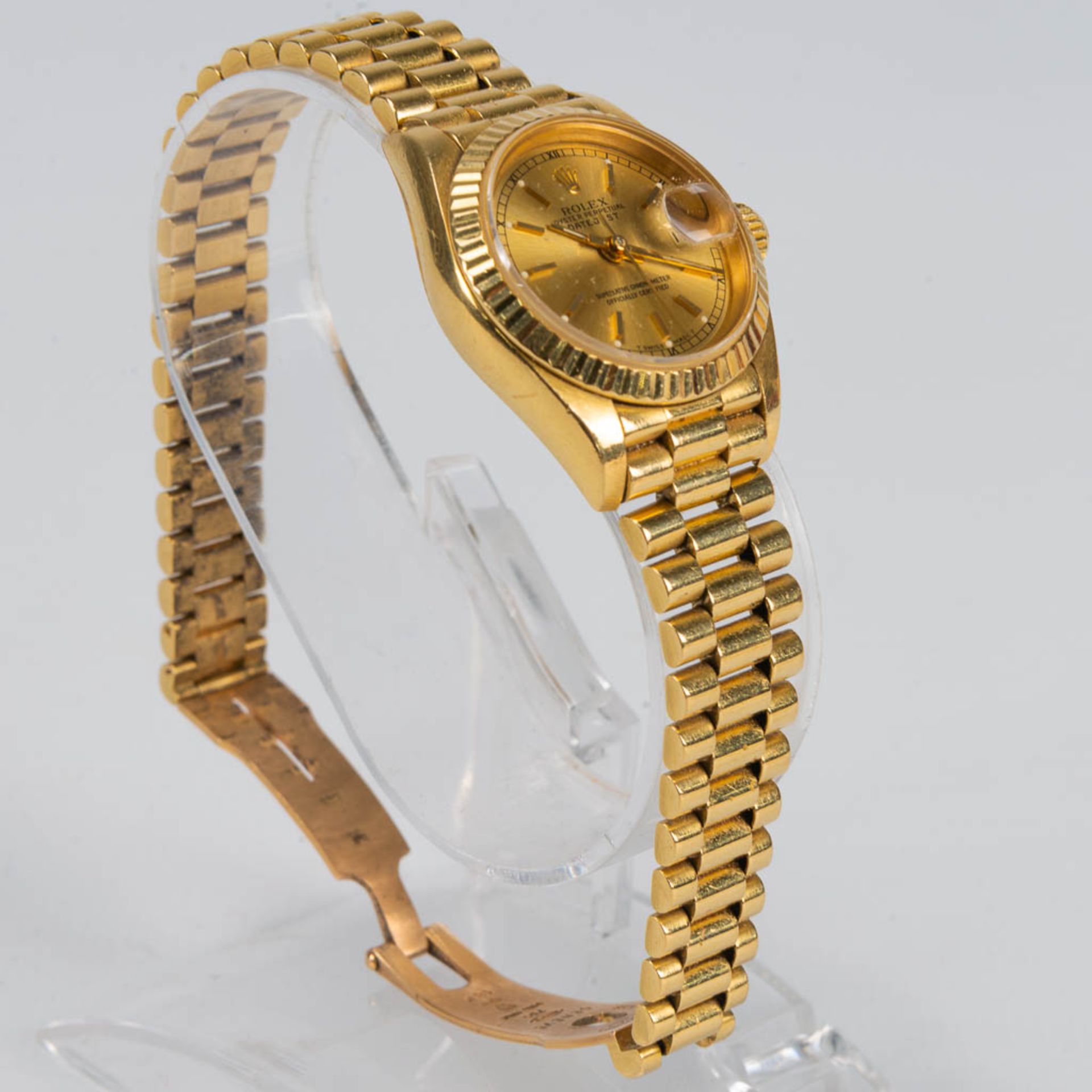 A Rolex Datejust ladies model 69178 made of 18kt gold with bracelet, original box and papers. 26mm. - Image 6 of 11