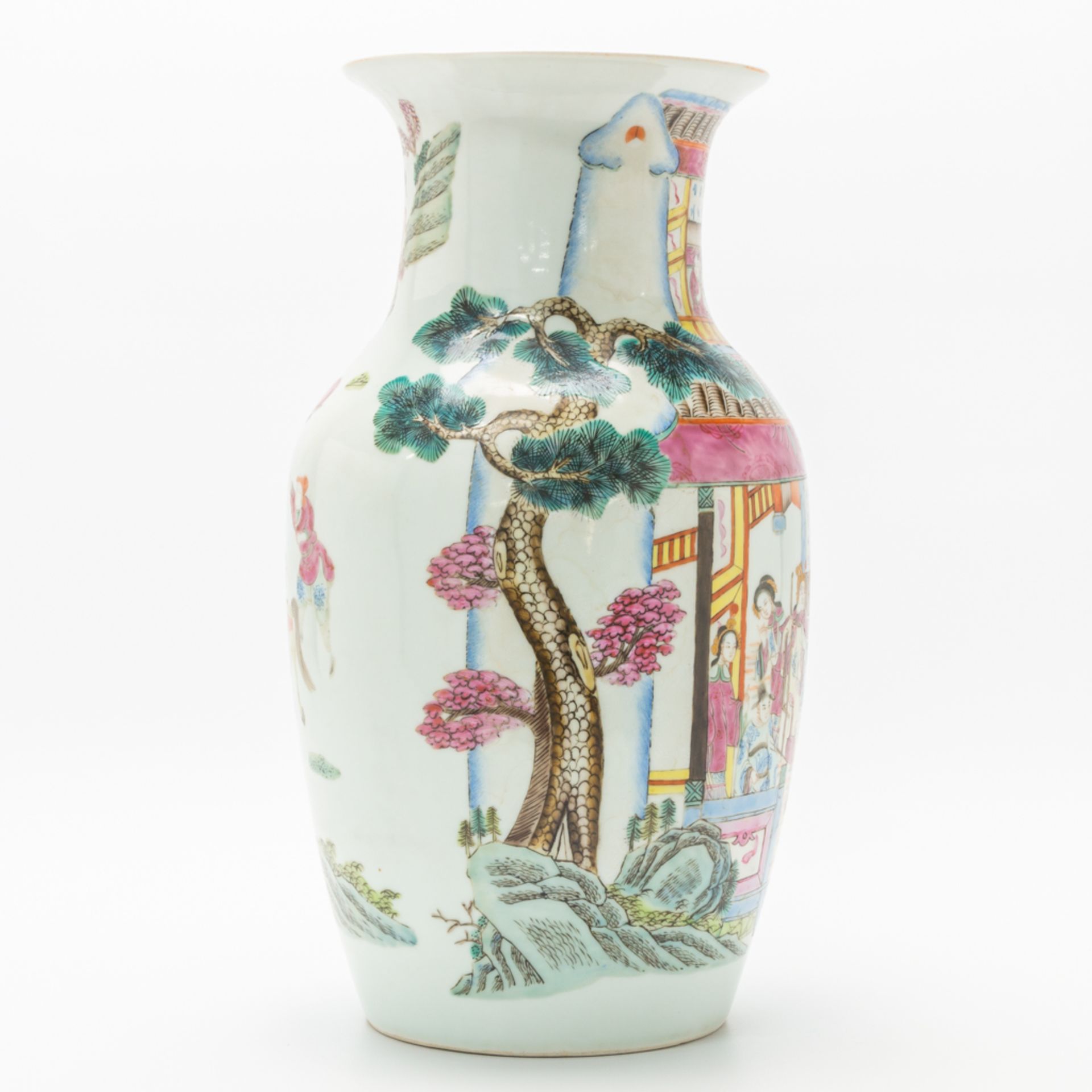 A Chinese vase with double decor of warriors and wise men. 19th/20th century. (36 x 19 cm) - Bild 6 aus 16