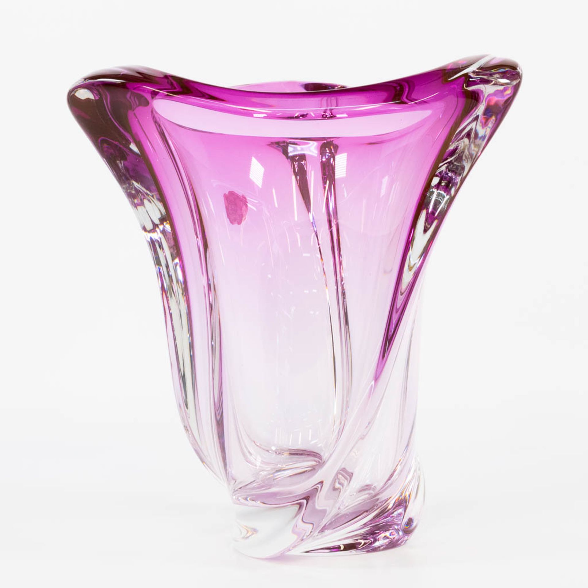 A large vase made of colored crystal. Marked Val Saint Lambert, and made in Belgium. (23 x 23 x 26 c - Bild 7 aus 12