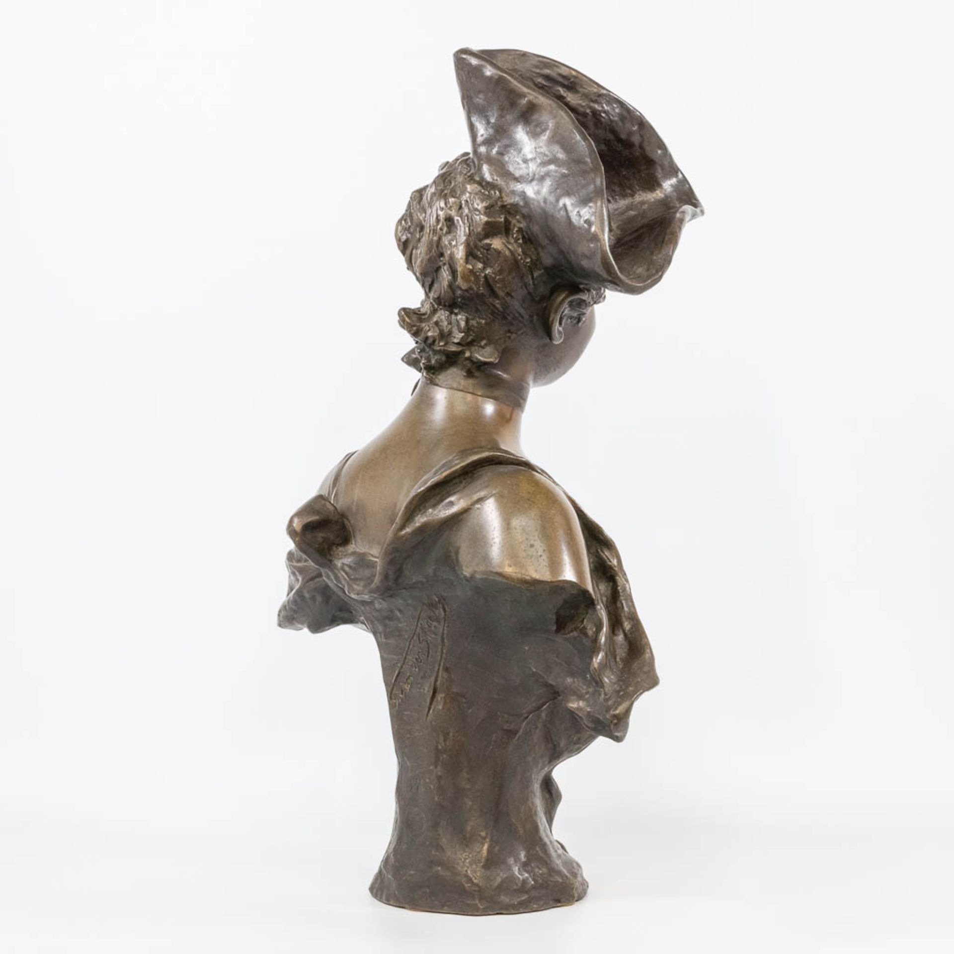 Georges VAN DER STRAETEN (1856-1928) a bust of a lady. Marked 'Society des bronzes de Paris'. (23 x  - Bild 2 aus 13