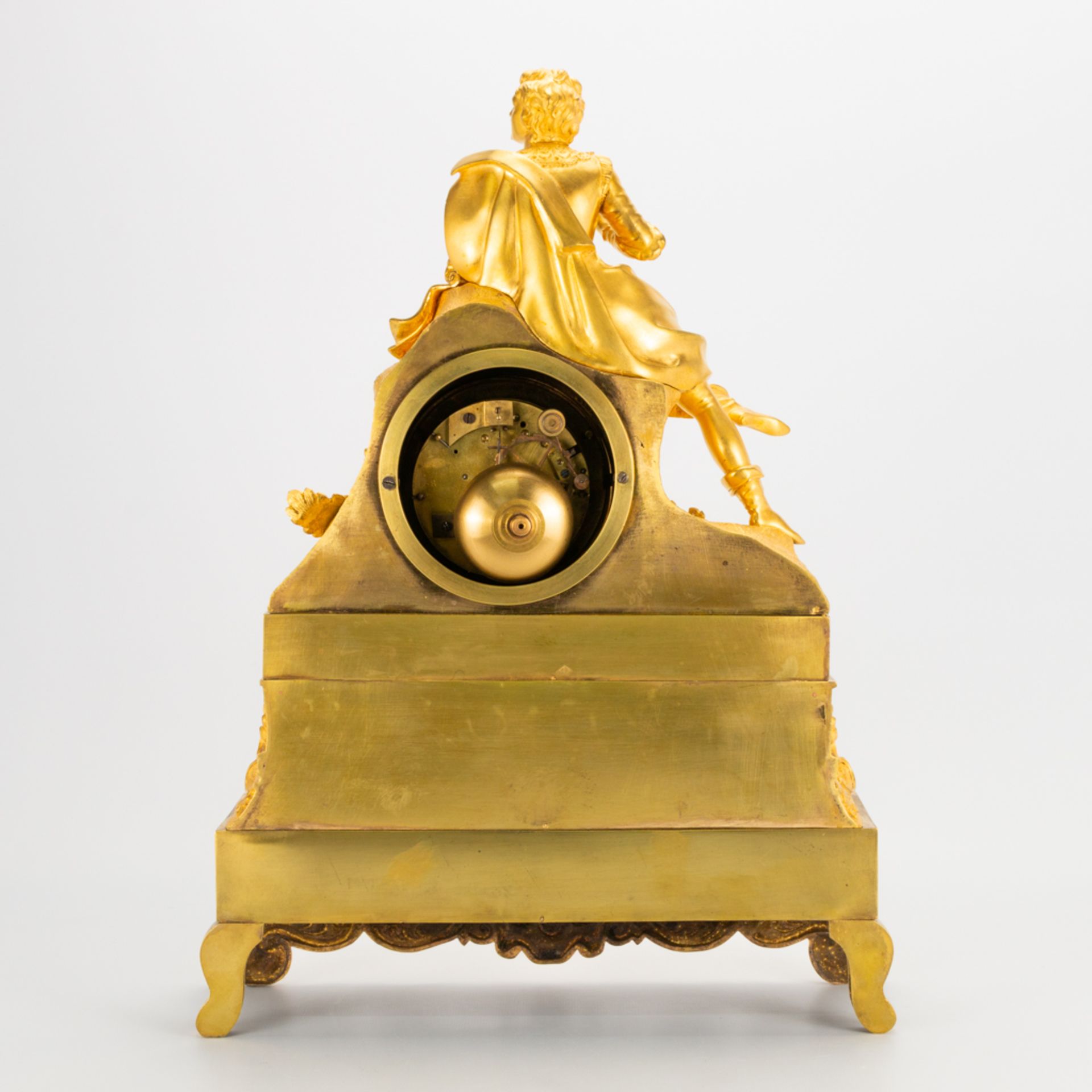 A ormolu gilt table clock made of bronze with a figurine of a noble man, enamel dial and marked Amst - Image 8 of 16