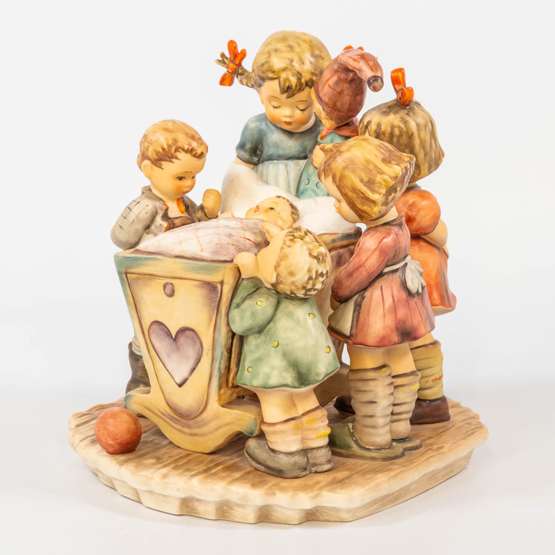A Hummel porcelain statue The century collection 1994 number 574. (19 x 16,5 x 19 cm) - Image 9 of 11