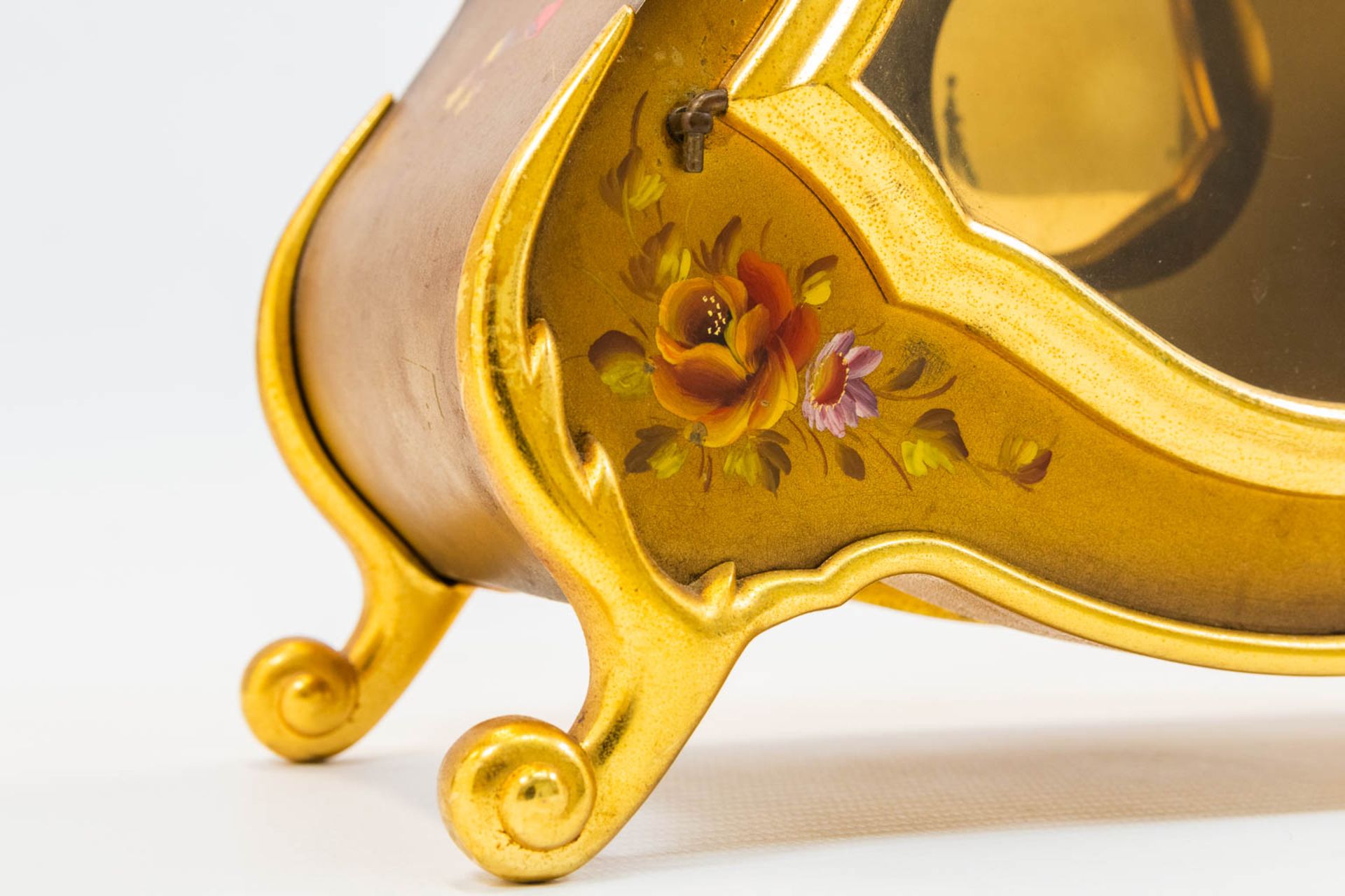 A Table clock with hand-painted flower decor, marked Eluxa. The second half of the 20th century. . ( - Bild 11 aus 14