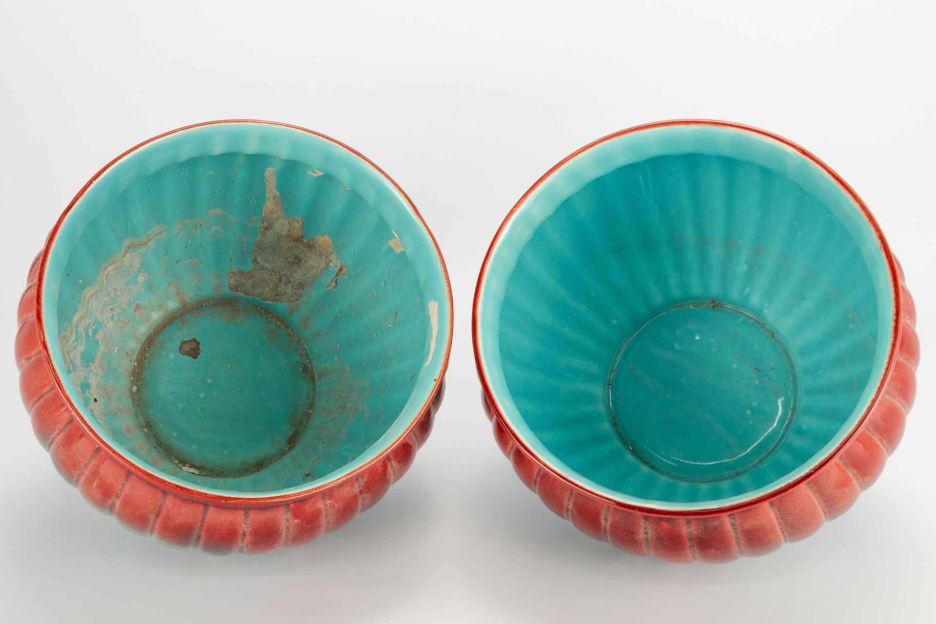 A pair of glazed cache-pots made in faience and during the art deco period, marked Sarreguemines. Ar - Image 8 of 11