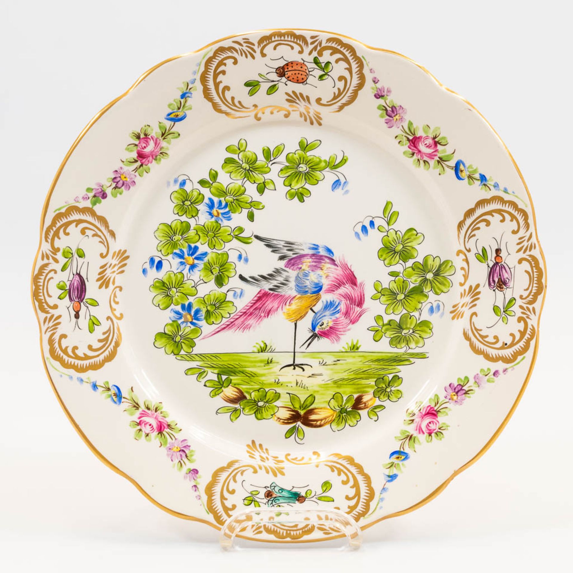 A collection of 2 pairs of faience display plates with hand-painted decor and made in Clamecy, Franc - Image 8 of 17