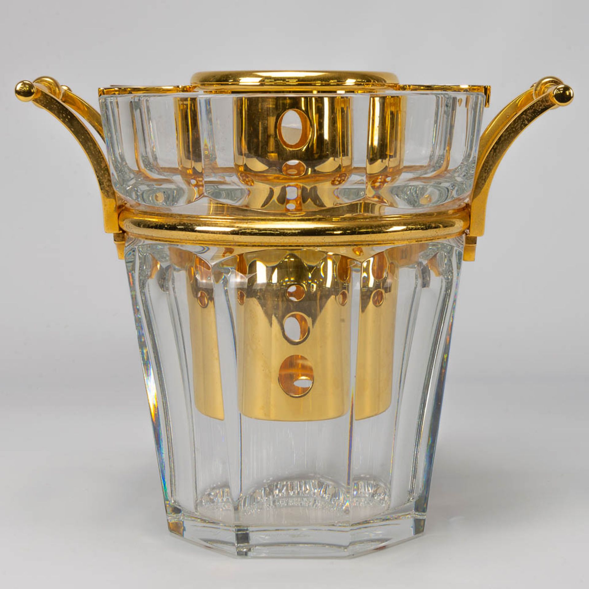 A Baccarat wine cooler or Champage bucket, made of Crystal with gold plated metal in the original bo - Image 7 of 12