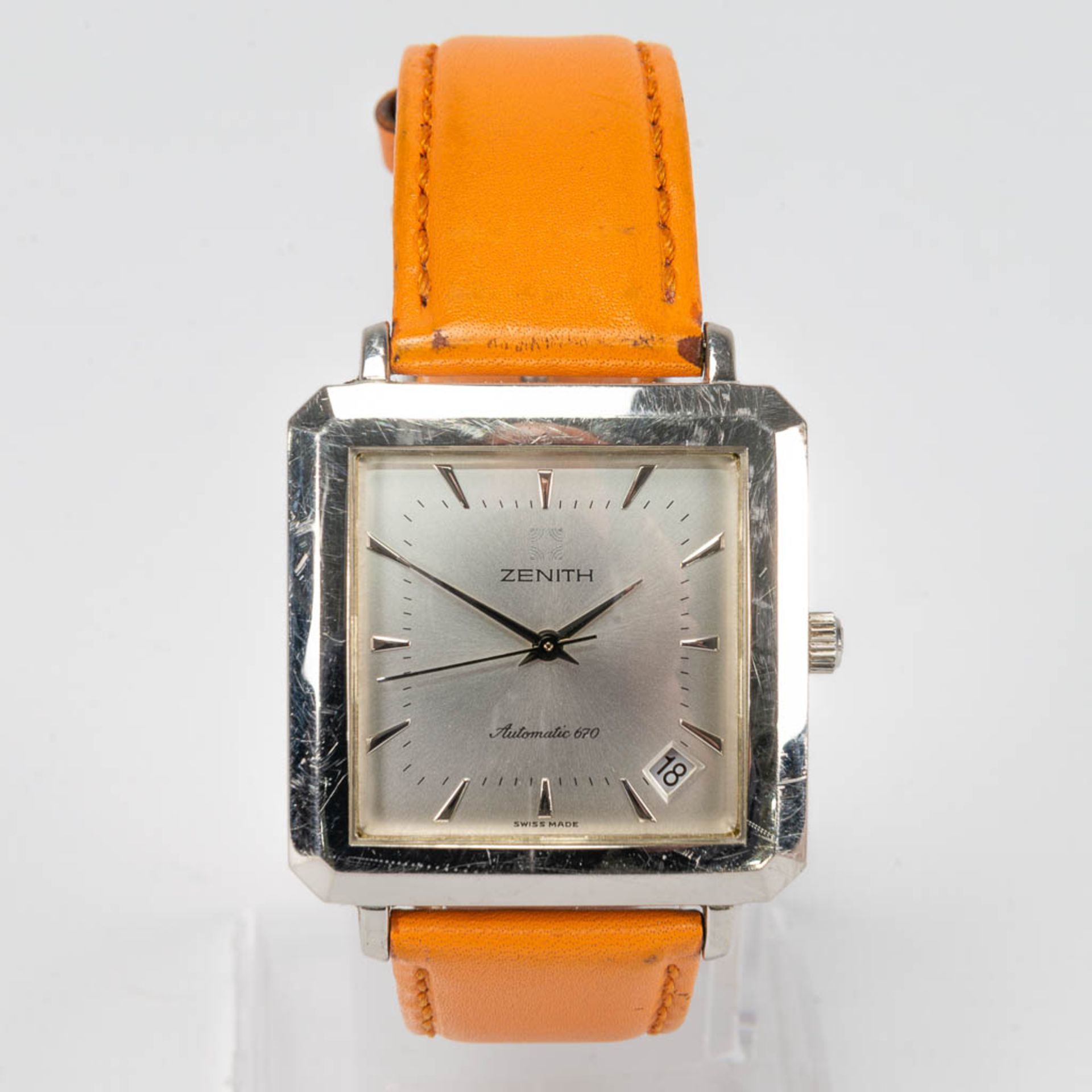 A Zenith Elite 670 wristwatch with automatic movement. Without box or papers. 33mm. (0,33 cm)