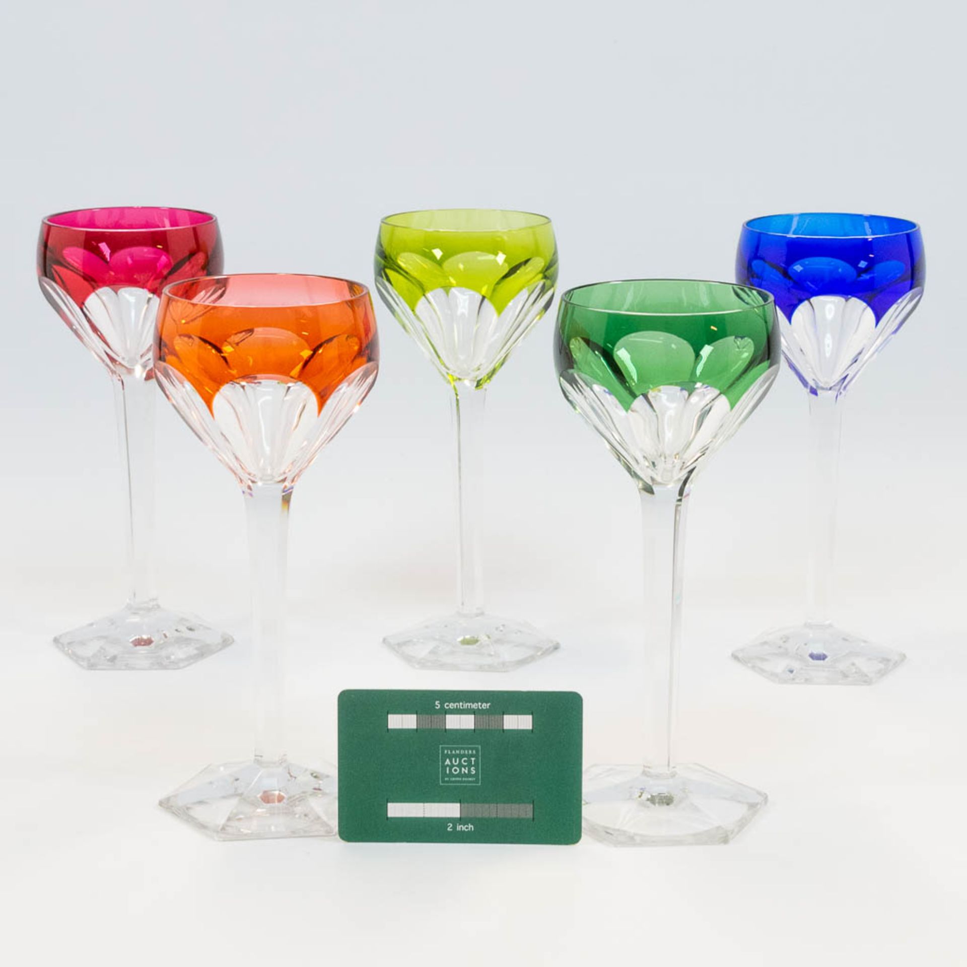 A collection of 5 cut crystal glasses in bright colours, made by Val Saint Lambert. (19 x 8 cm) - Image 8 of 12