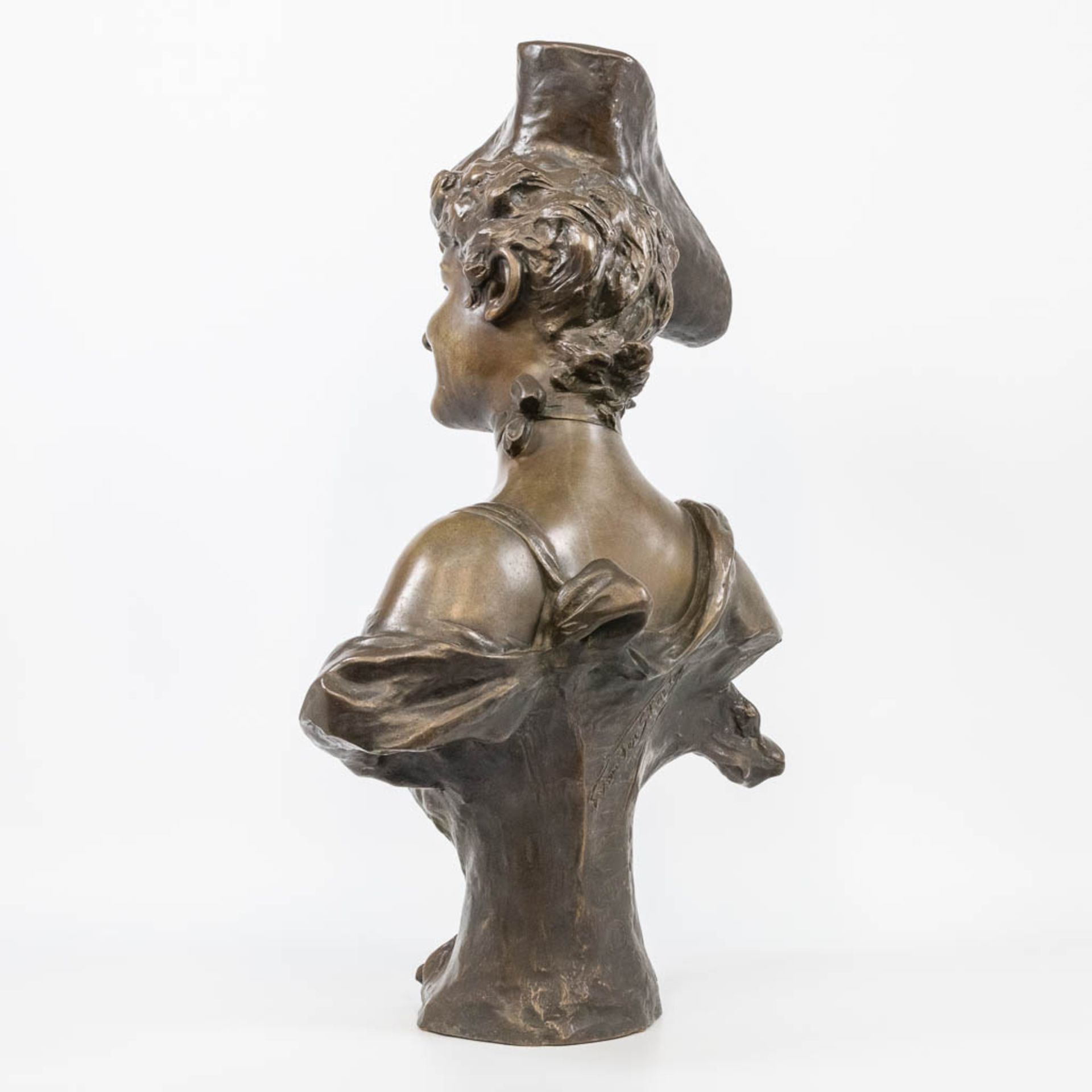 Georges VAN DER STRAETEN (1856-1928) a bust of a lady. Marked 'Society des bronzes de Paris'. (23 x  - Bild 7 aus 13