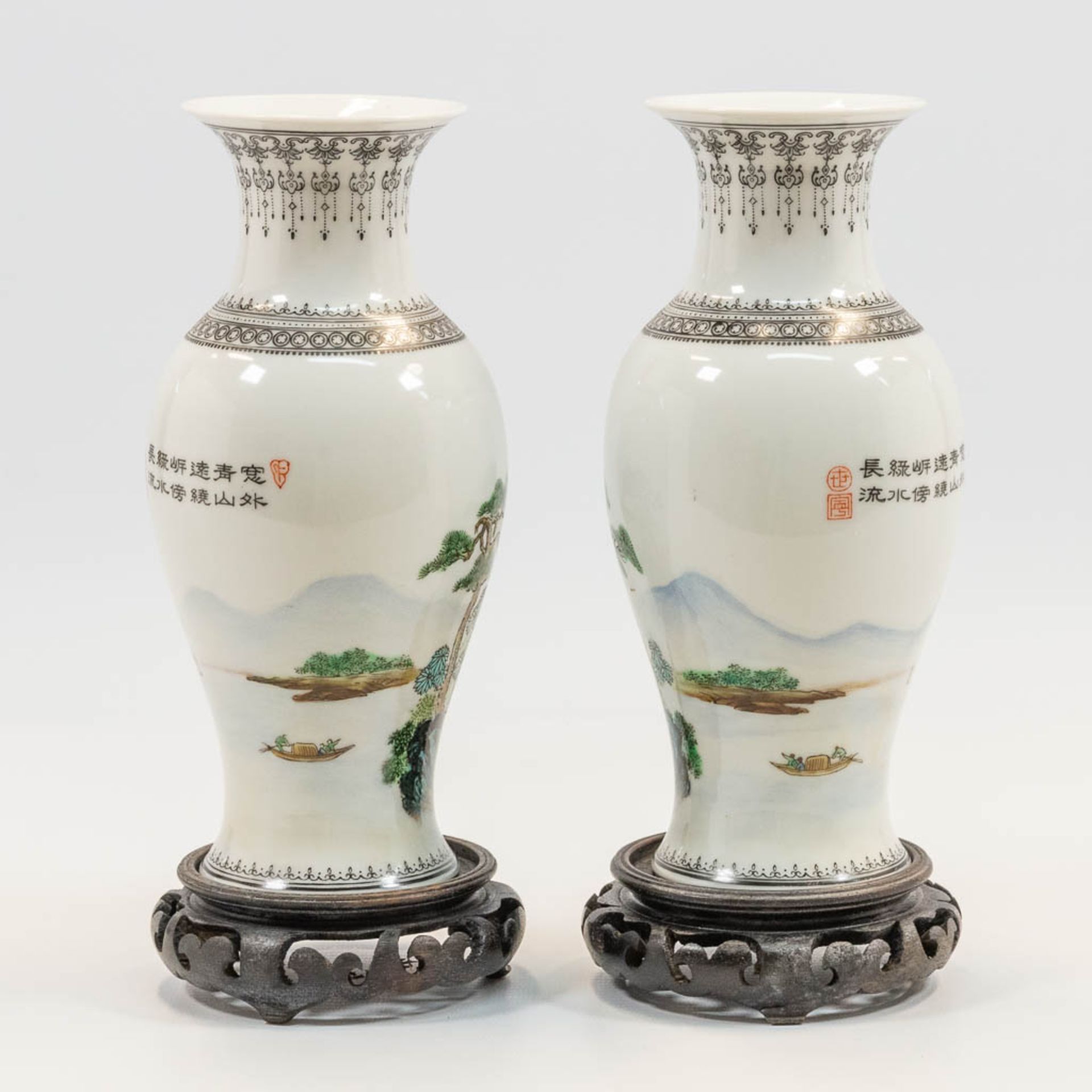 A pair of Chinese vases with hand-painted decor of landscapes with pine trees, Republic period. (20, - Bild 6 aus 10