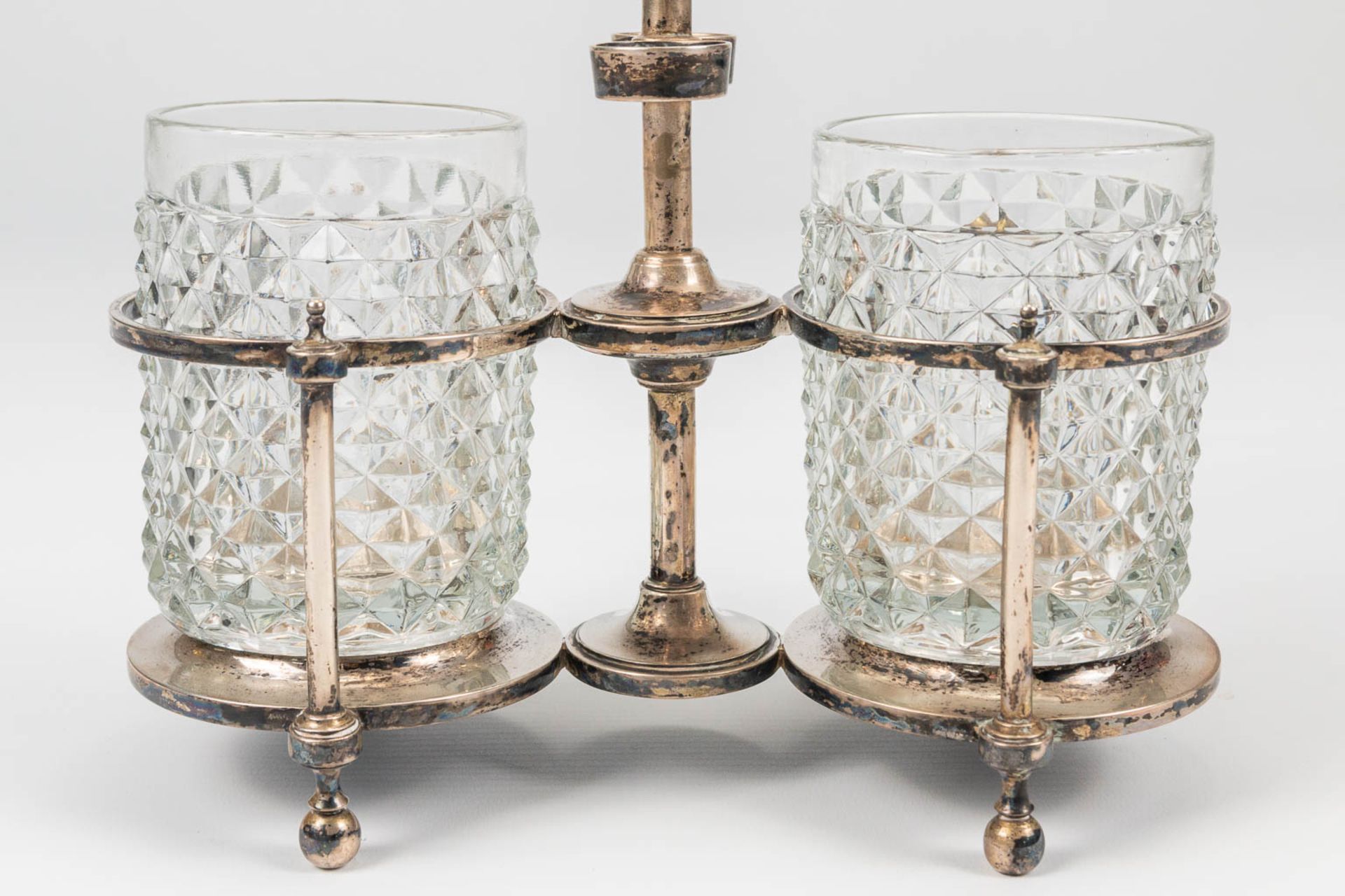 A collection of 2 silver and 1 silver-plated oil and vinegar set, of which table lamps were made. (7 - Bild 15 aus 18