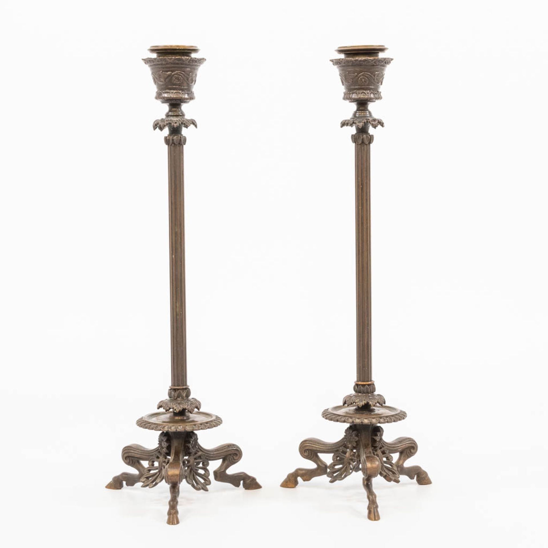 A pair of bronze candesticks, made in empire style and marked Barbedienne. First half of the 19th ce - Bild 5 aus 12