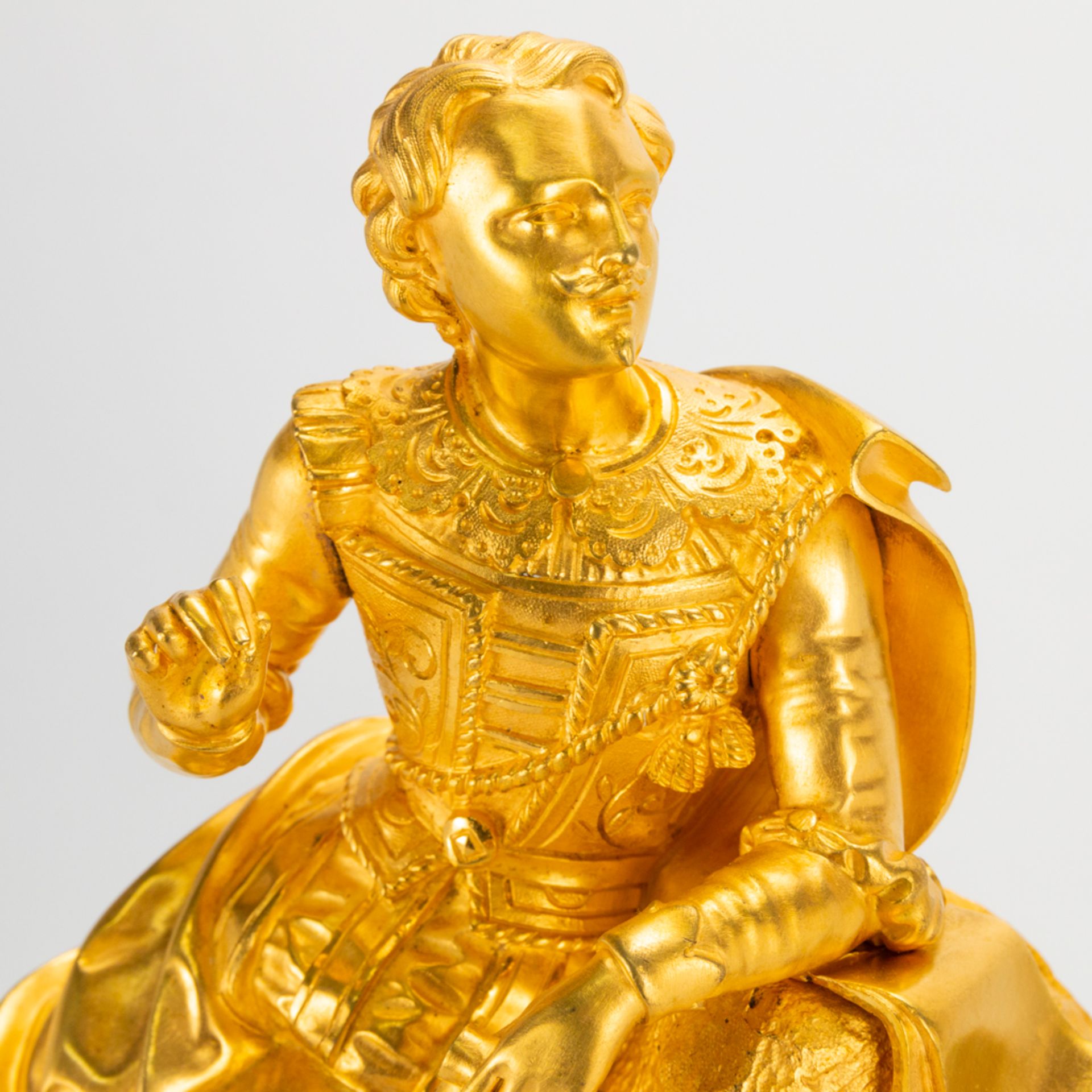 A ormolu gilt table clock made of bronze with a figurine of a noble man, enamel dial and marked Amst - Image 11 of 16