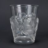 Een Lalique France crystal vase with decorated oak leaves. The second half of the 20th century. (12