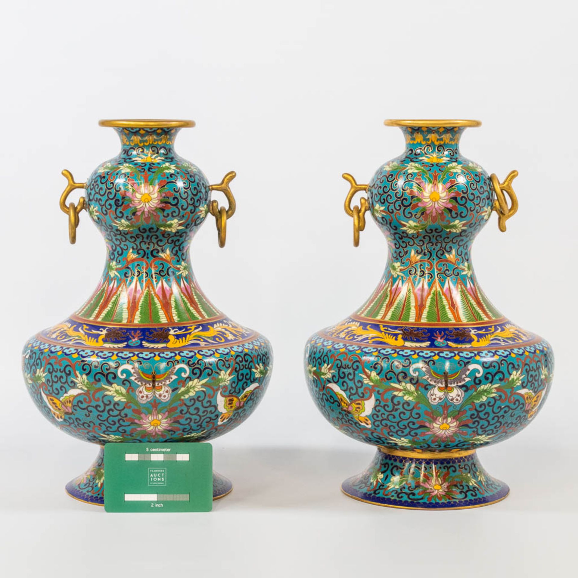 A pair of cloisonnŽ display vases and brons rings. The second half of the 20th century. (30,5 x 20 c - Bild 3 aus 12