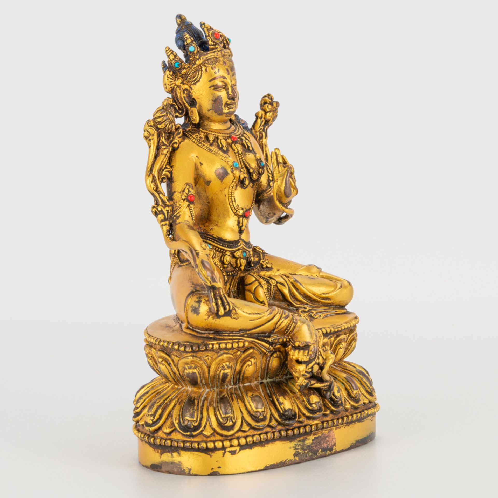 An Oriental bronze Guanyin. 19th/20th century. (9 x 12,5 x 20 cm) - Bild 8 aus 16