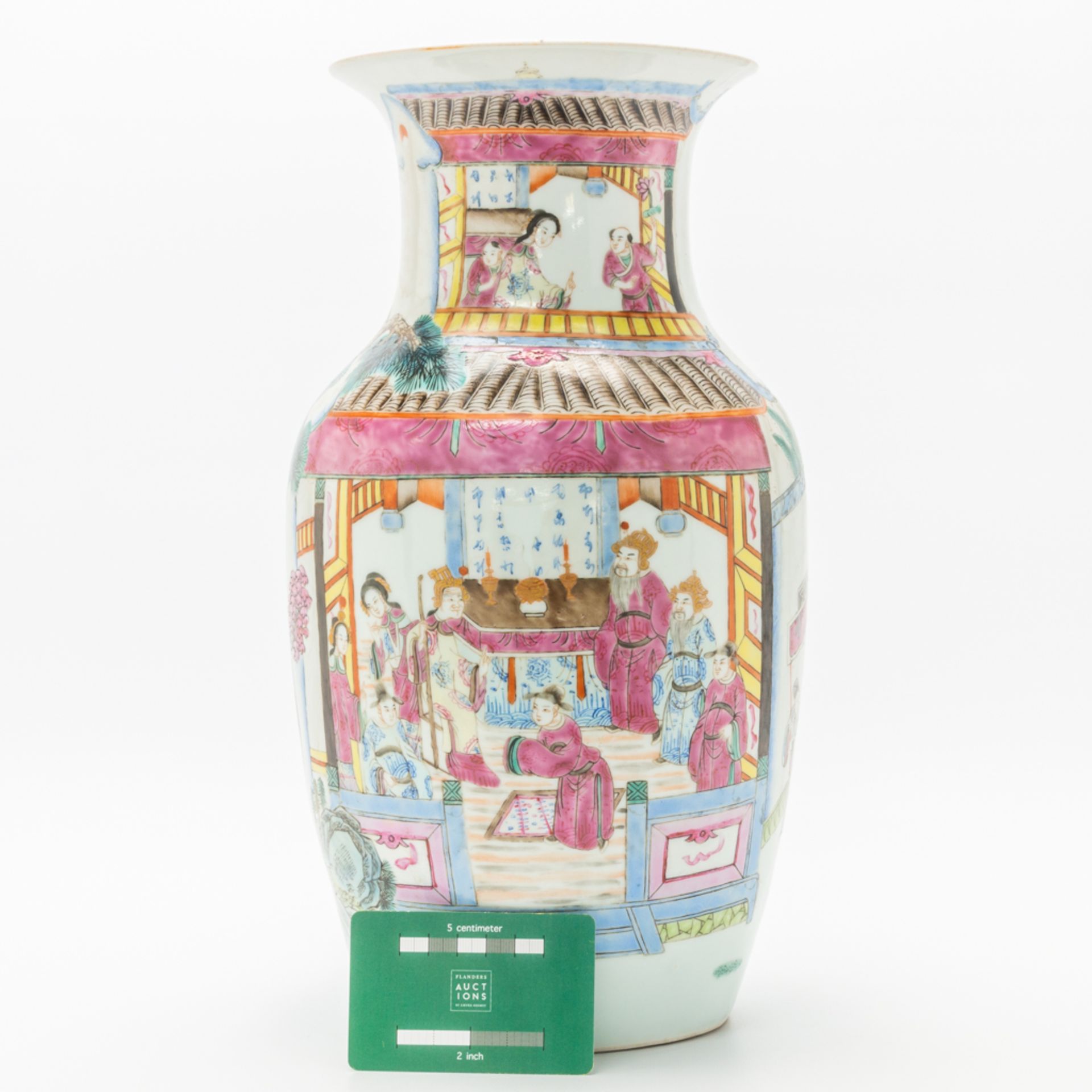 A Chinese vase with double decor of warriors and wise men. 19th/20th century. (36 x 19 cm) - Bild 10 aus 16