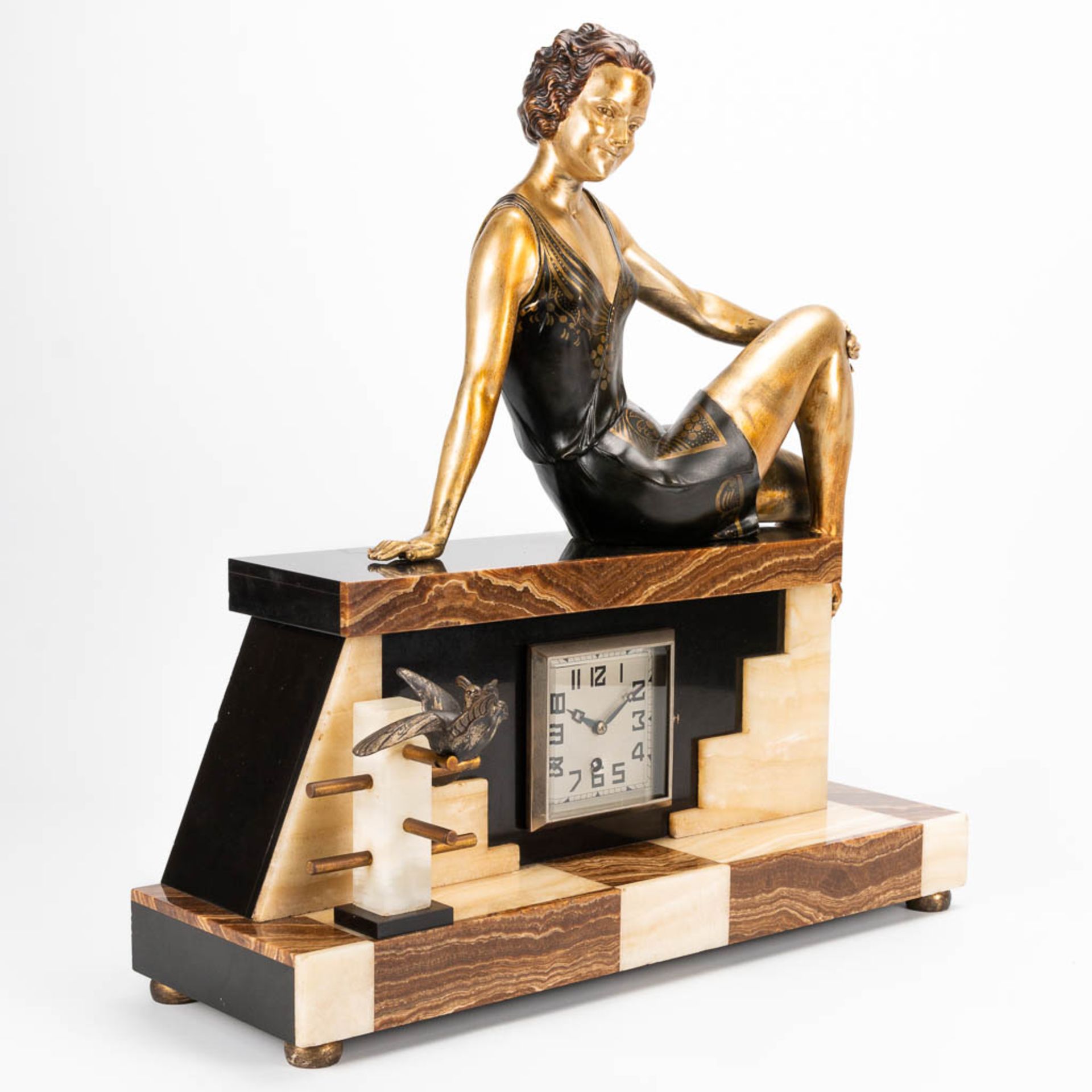 Enrique MOLINS-BALLESTE (1893-1958) A clock made of alabaster and onyx in Art Deco style, with a spe - Image 3 of 11