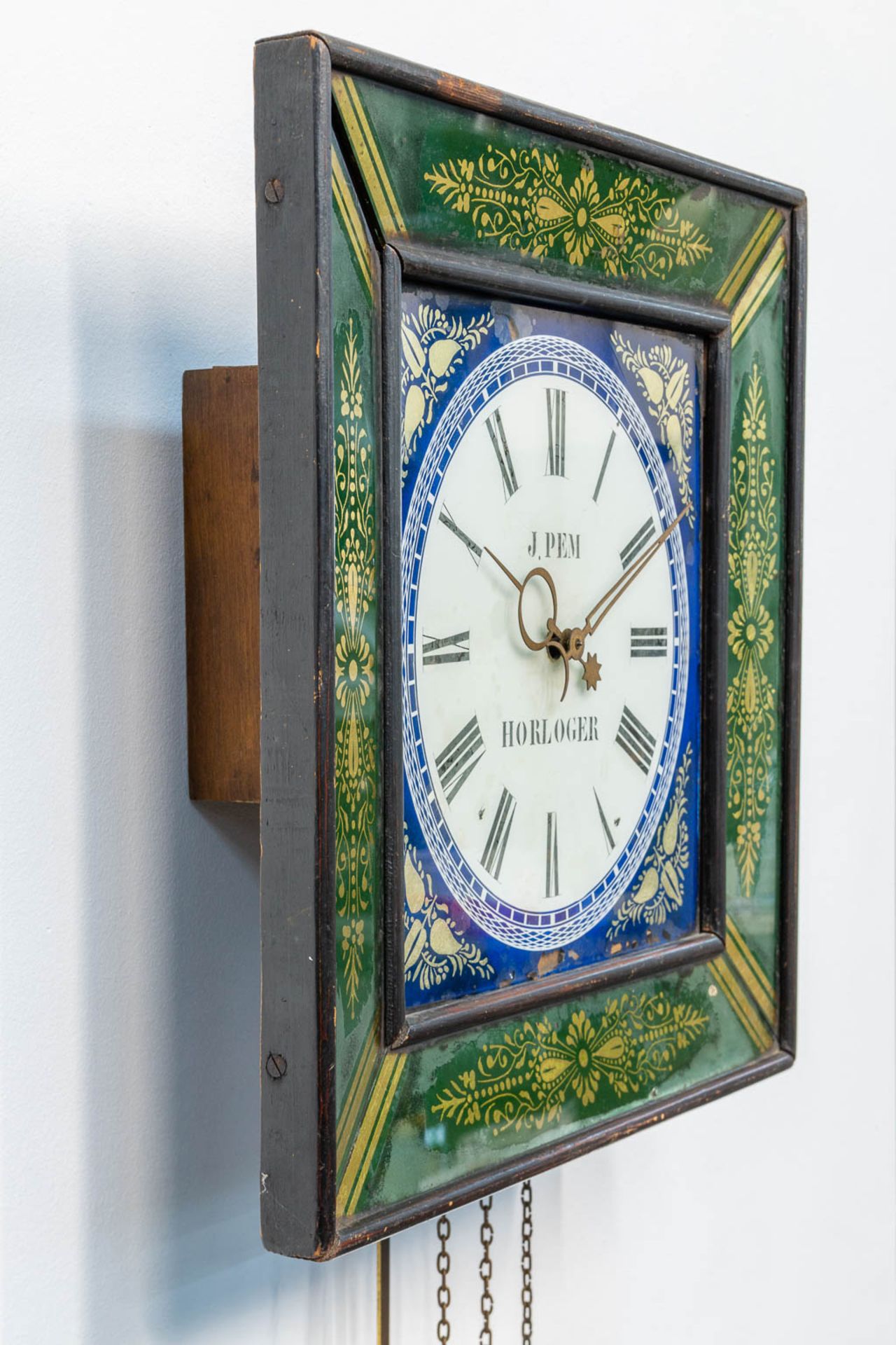 A clock with eglomise reverse glass painting, marked J. Pem Horloger. (12 x 39 x 39 cm) - Image 3 of 8