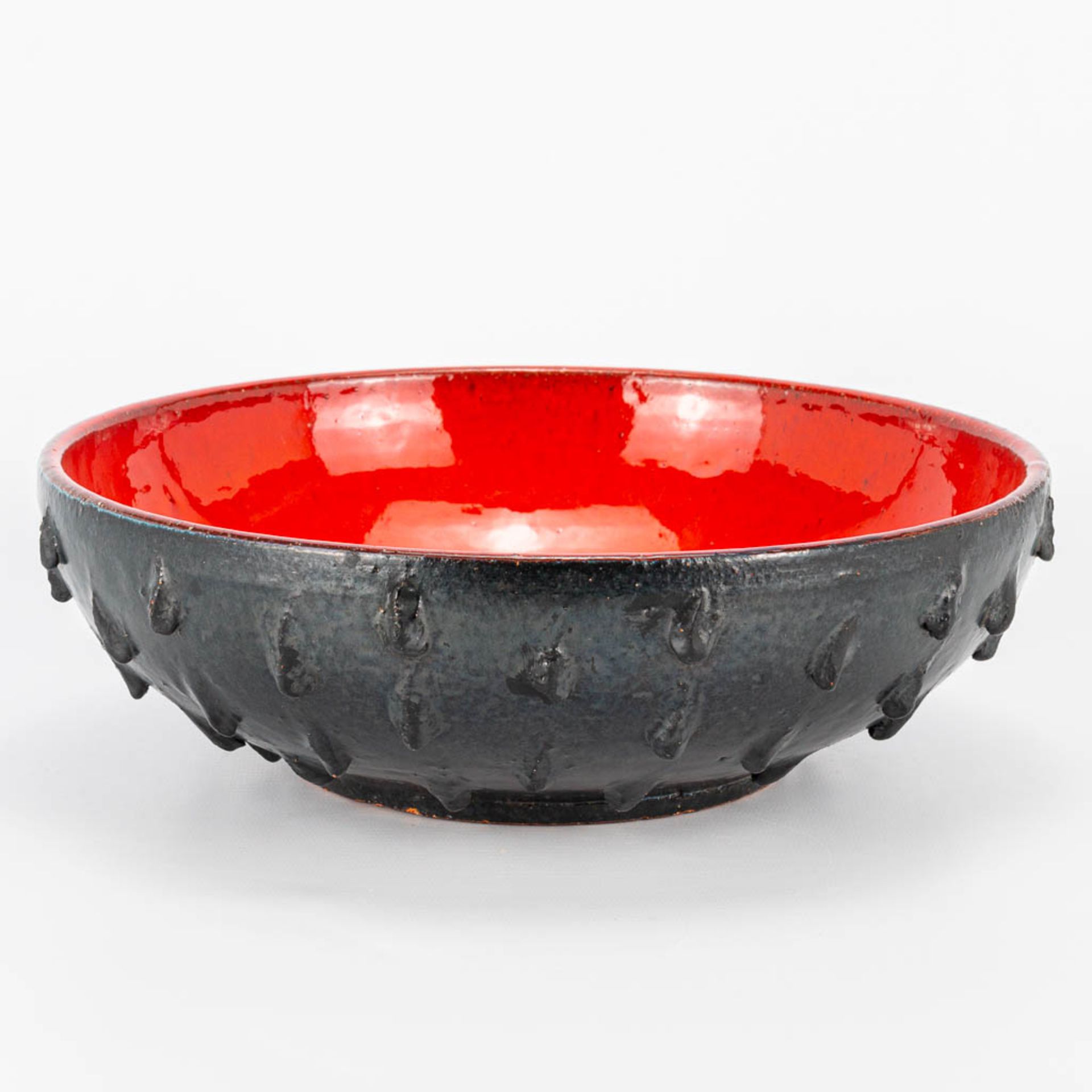 Rogier VANDEWEGHE (1923-2020) For Amphora, a red glazed bowl. (9 x 28 cm) - Image 9 of 12