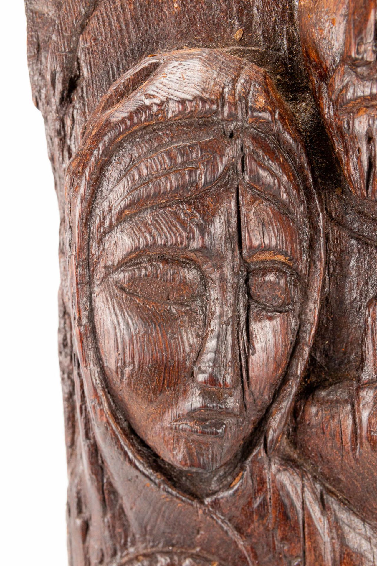 A wood sculpture of the holy family. (5,5 x 19 x 61 cm) - Image 12 of 15