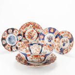 A collection of 6 Imari porcelain items, 19th century.Ê (9,6 x 30,5 cm)