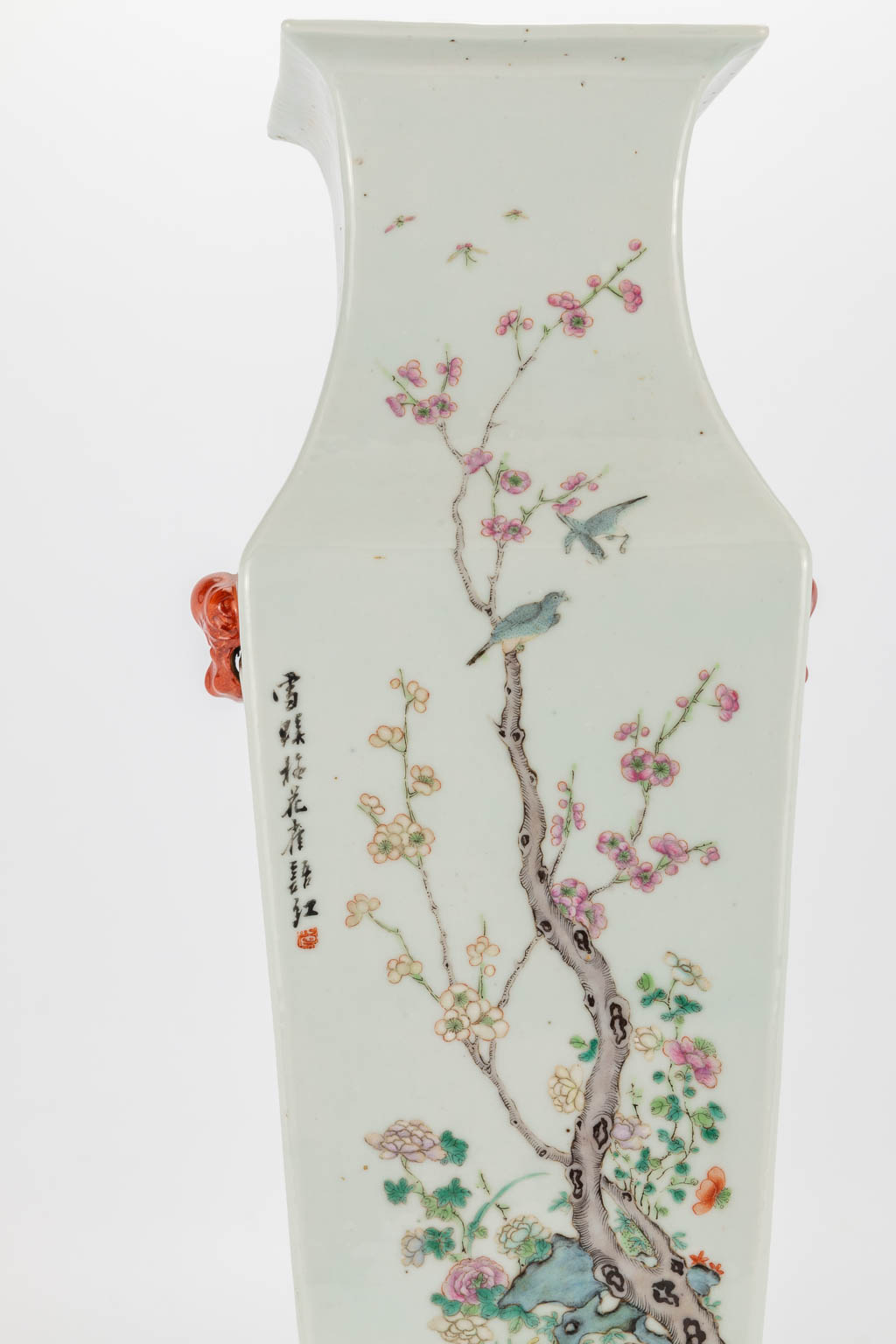 A square vase made of Chinese Porcelain, with decor of trees and birds, 19th/20th century. (15 x 17 - Image 18 of 21