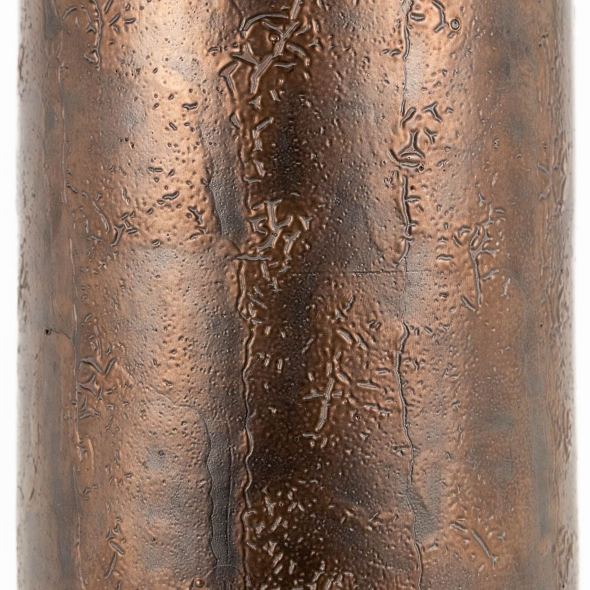 Elisabeth VANDEWEGHE (XX-XXI) A ceramic vase made for Perignem. Marked on the base. (47 x 13 cm) - Image 11 of 15