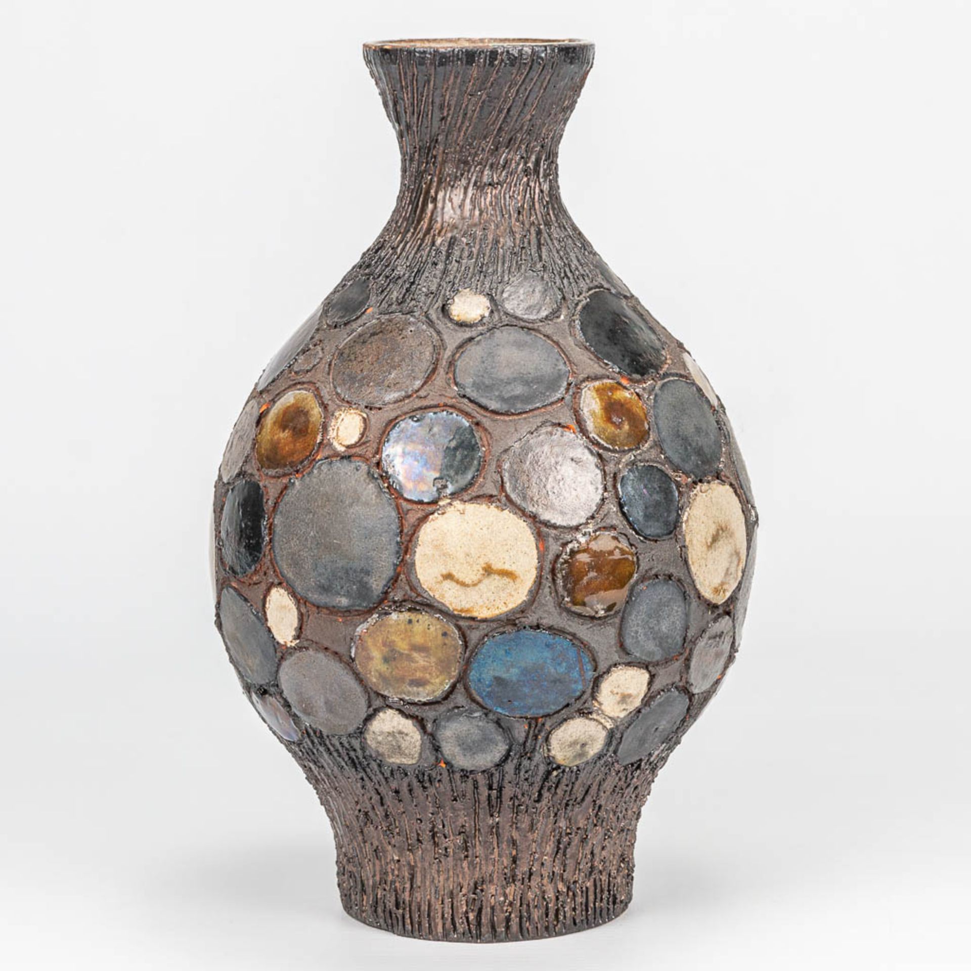 Elisabeth VANDEWEGHE (XX-XXI) a vase made of glazed ceramics for Perignem. (28 x 15 cm) - Bild 3 aus 8