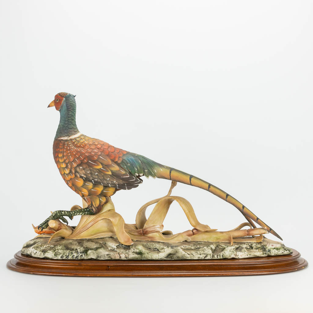 A Capodimonte porcelain figurine of a pheasant marked Edoardo Tasca. 616/1000. (36 x 59 x 35 cm) - Image 3 of 22