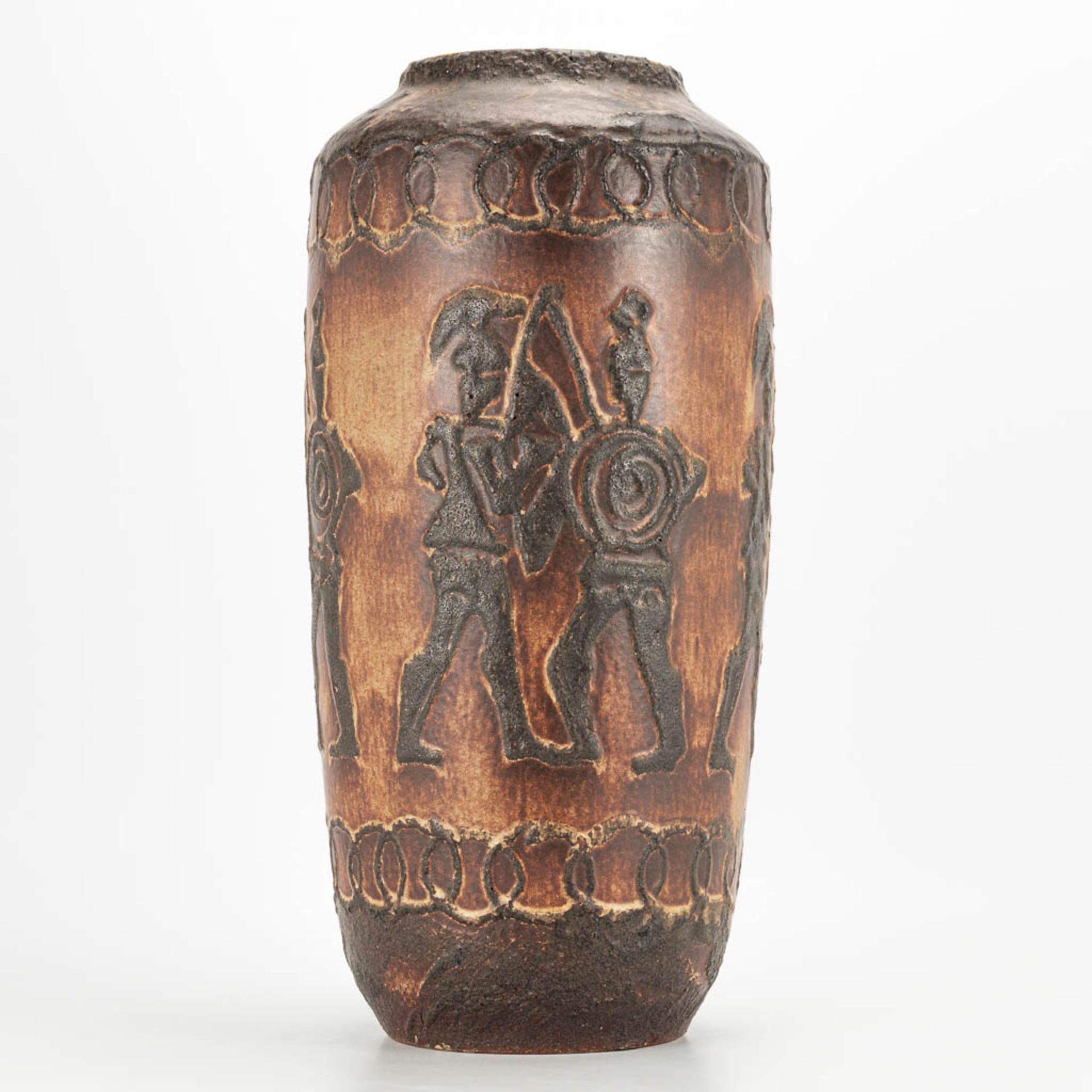 A Scheurich Lava Vase made in West-Germany with Greek Warrior decor. (44 x 22 cm) - Image 8 of 15