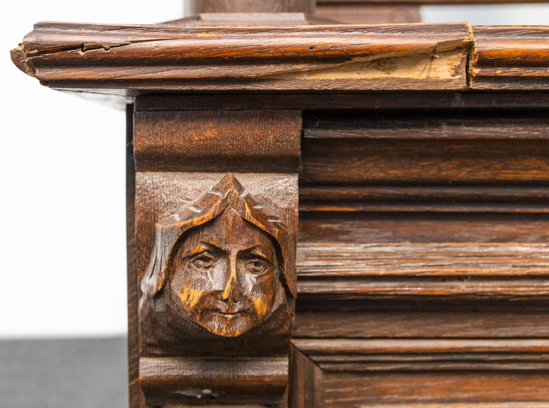 A hallbench made of different elements with marquetry inlay, stained glass and statues in Henry Deux - Image 10 of 21