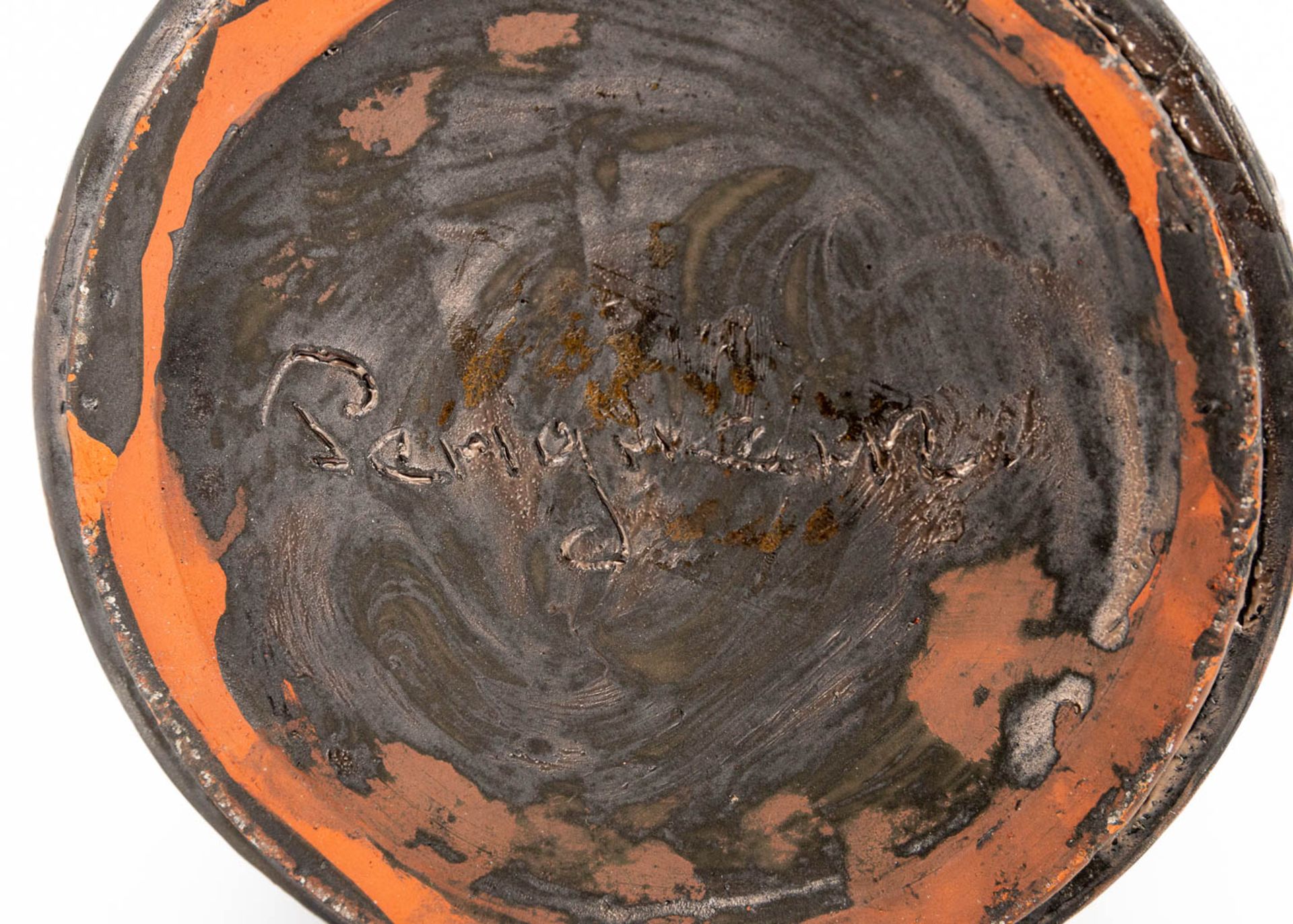 Elisabeth VANDEWEGHE (XX-XXI) A ceramic vase made for Perignem. Marked on the base. (47 x 13 cm) - Image 15 of 15