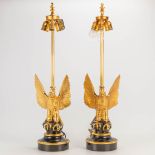 A pair of Deknudt table lamps of an eagle, metal on a porcelain base, 1970-1980. Hollywood Regency s