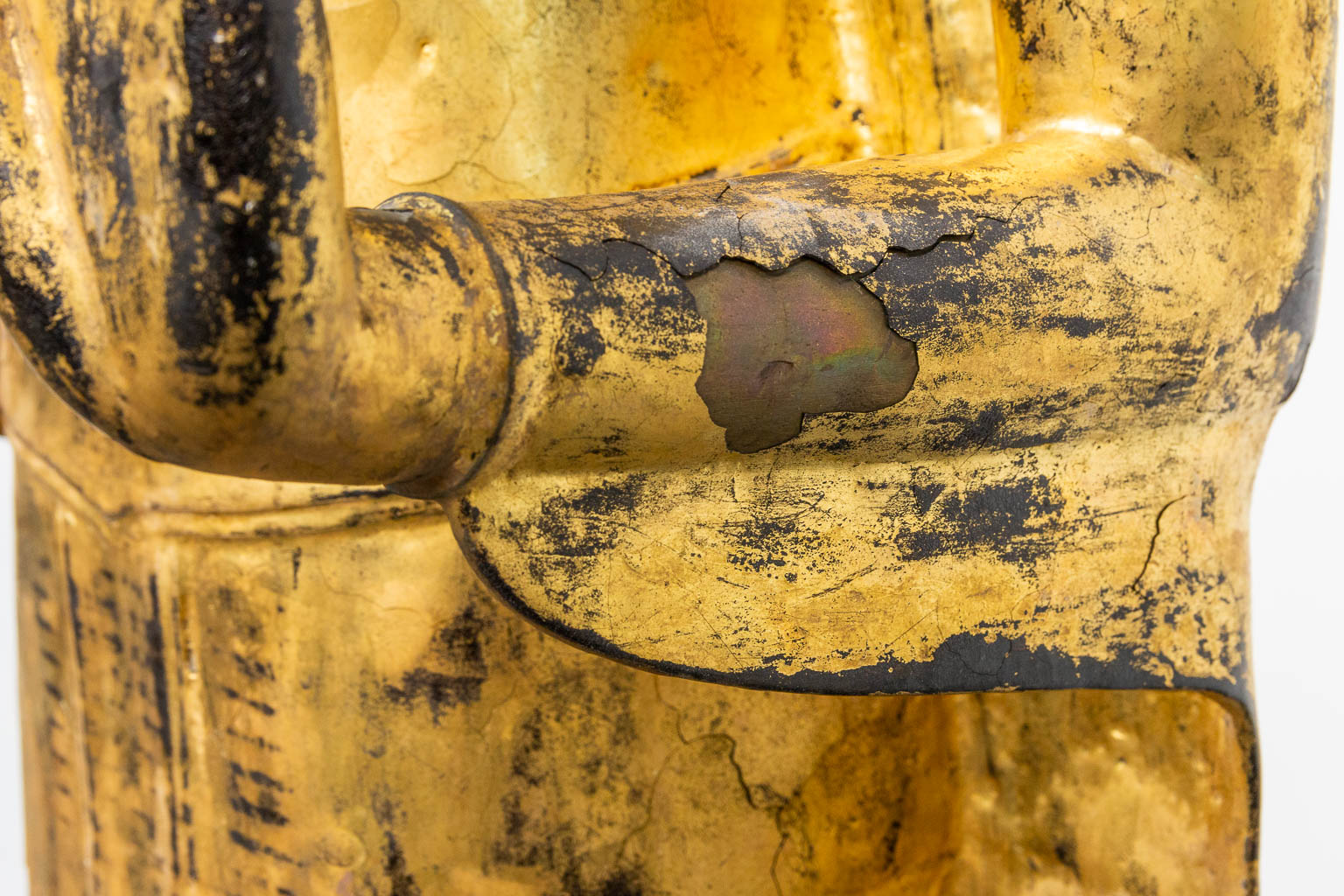 An antique buddha made of bronze and standing on a wood base. (28 x 48 x 180 cm) - Image 15 of 21