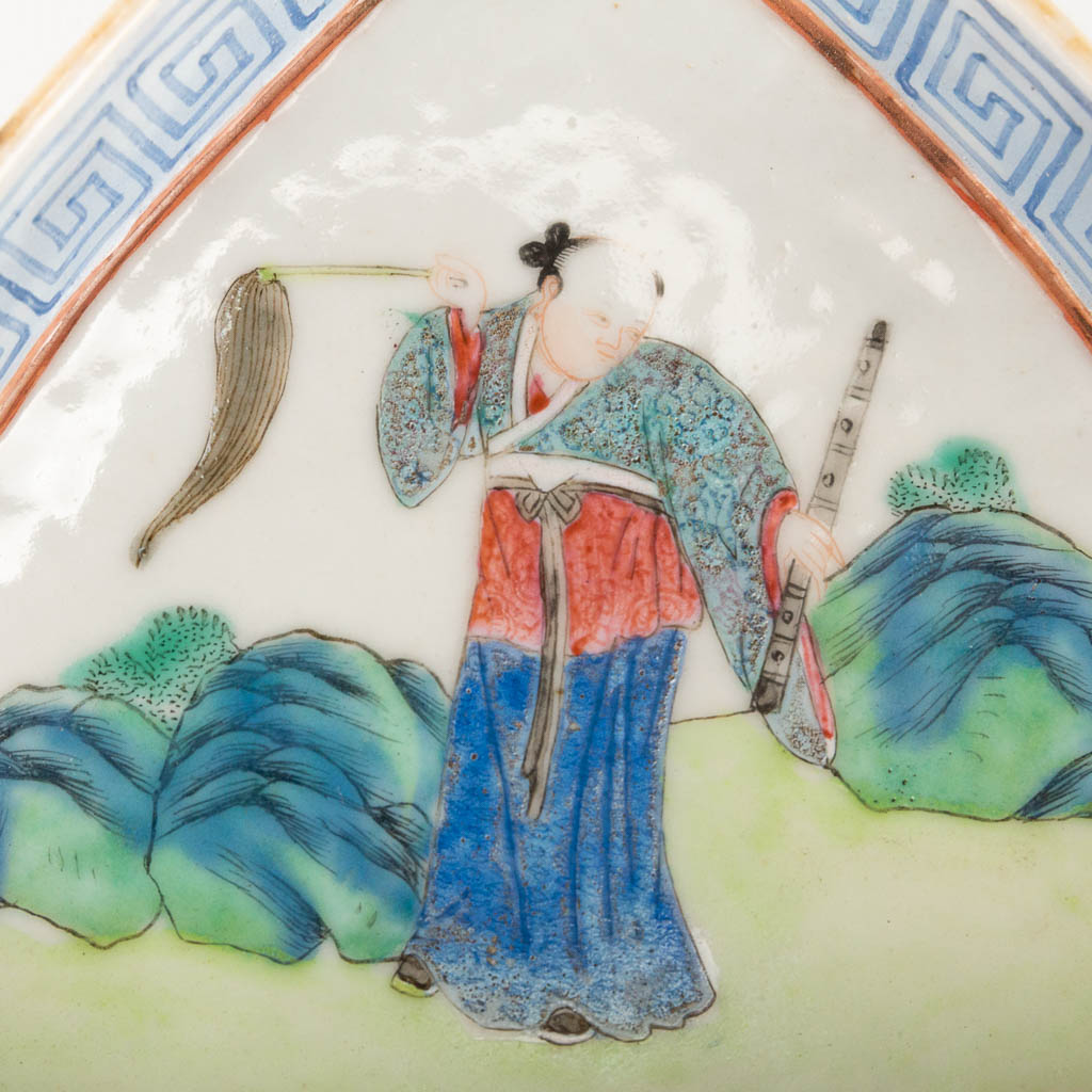 A set of 4 plates made of Chinese porcelain in a triangle shape with images of ladies and wise men. - Image 17 of 20