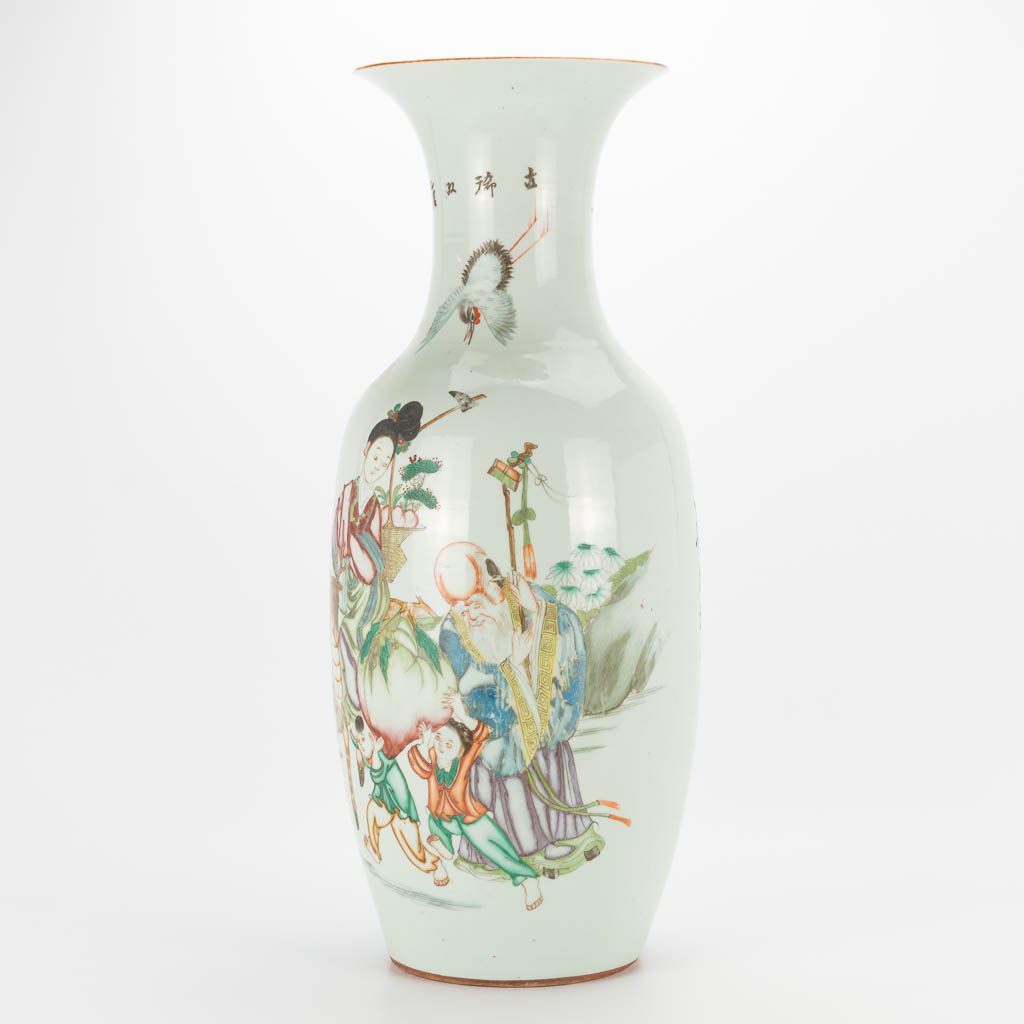 A Chinese porcelain vase with decor of playing children, a cranebird and a wise man. 19th/20th centu - Image 10 of 17