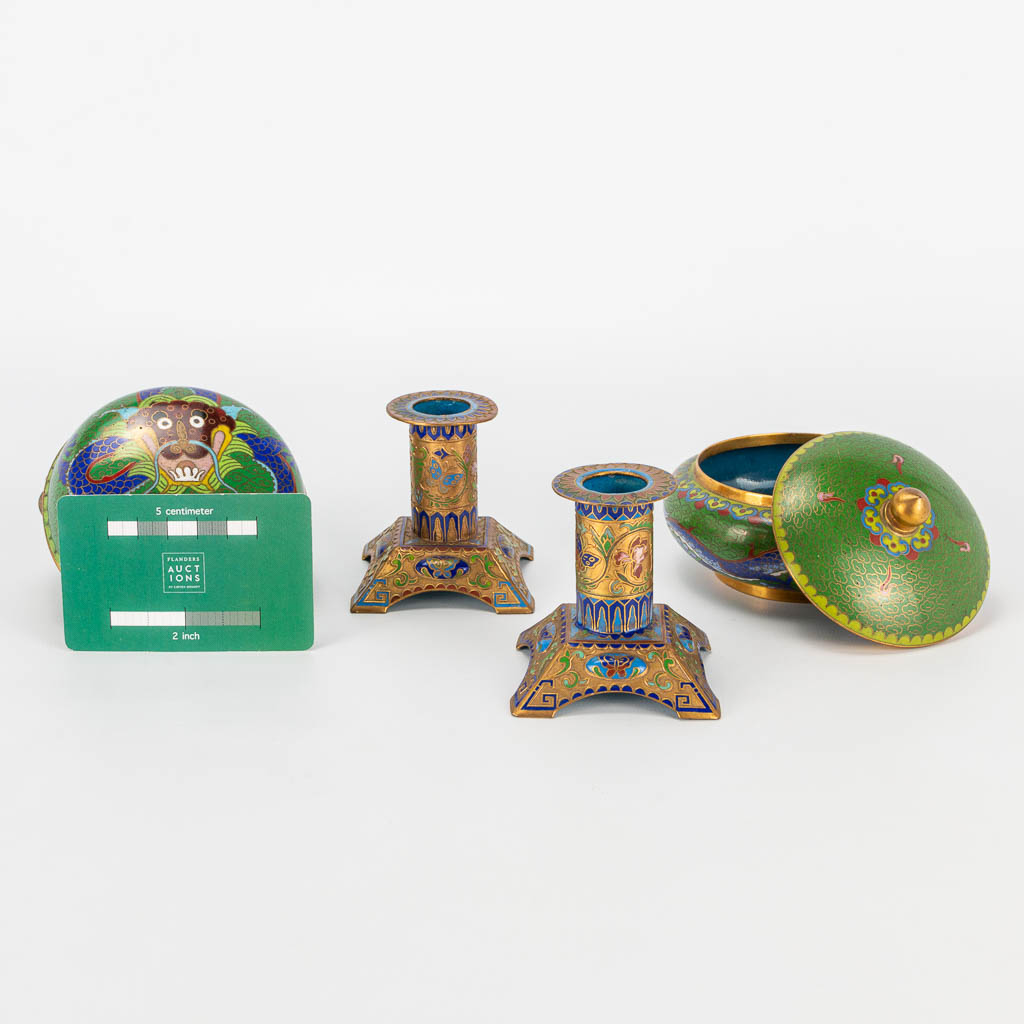 A collection of 2 jars and 2 candlesticks made of cloisonne bronze. (7 x 10 cm) - Image 2 of 16