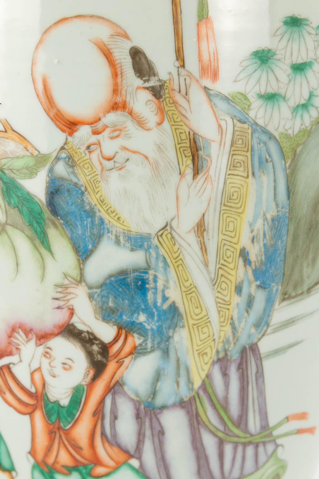 A Chinese porcelain vase with decor of playing children, a cranebird and a wise man. 19th/20th centu - Image 15 of 17