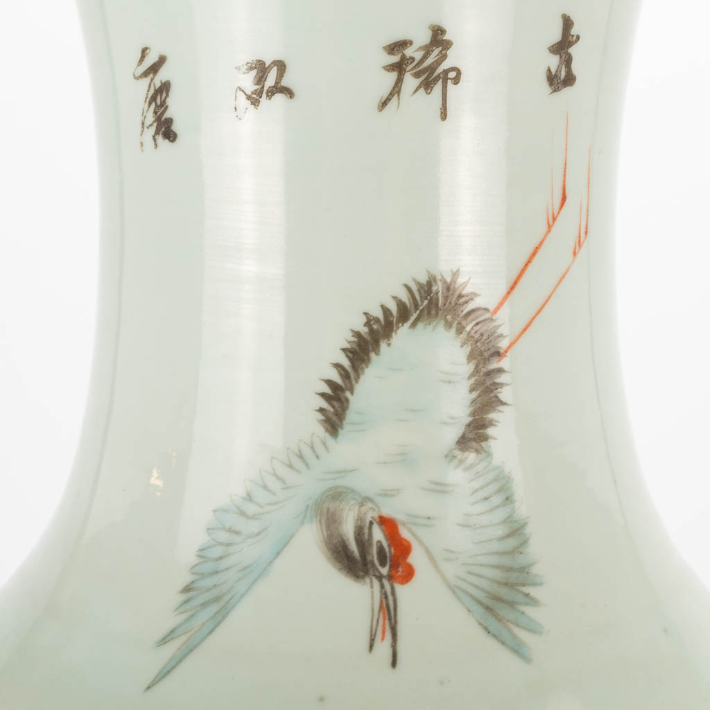 A Chinese porcelain vase with decor of playing children, a cranebird and a wise man. 19th/20th centu - Image 13 of 17
