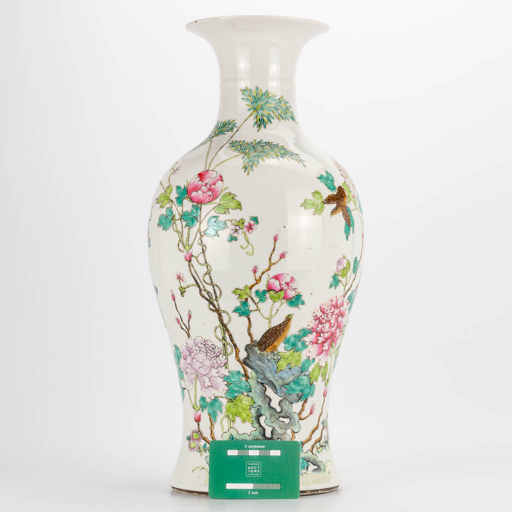 A Chinese vase with decor of peonies and birds. 19th/20th century. (46 x 20 cm) - Image 5 of 16