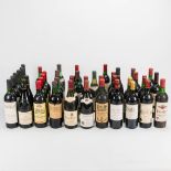 A collection of 25 different types of bottles of wine, in total 41 pieces. (30,5 cm)