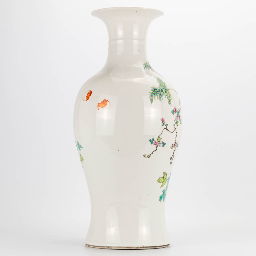 A Chinese vase with decor of peonies and birds. 19th/20th century. (46 x 20 cm) - Image 2 of 16