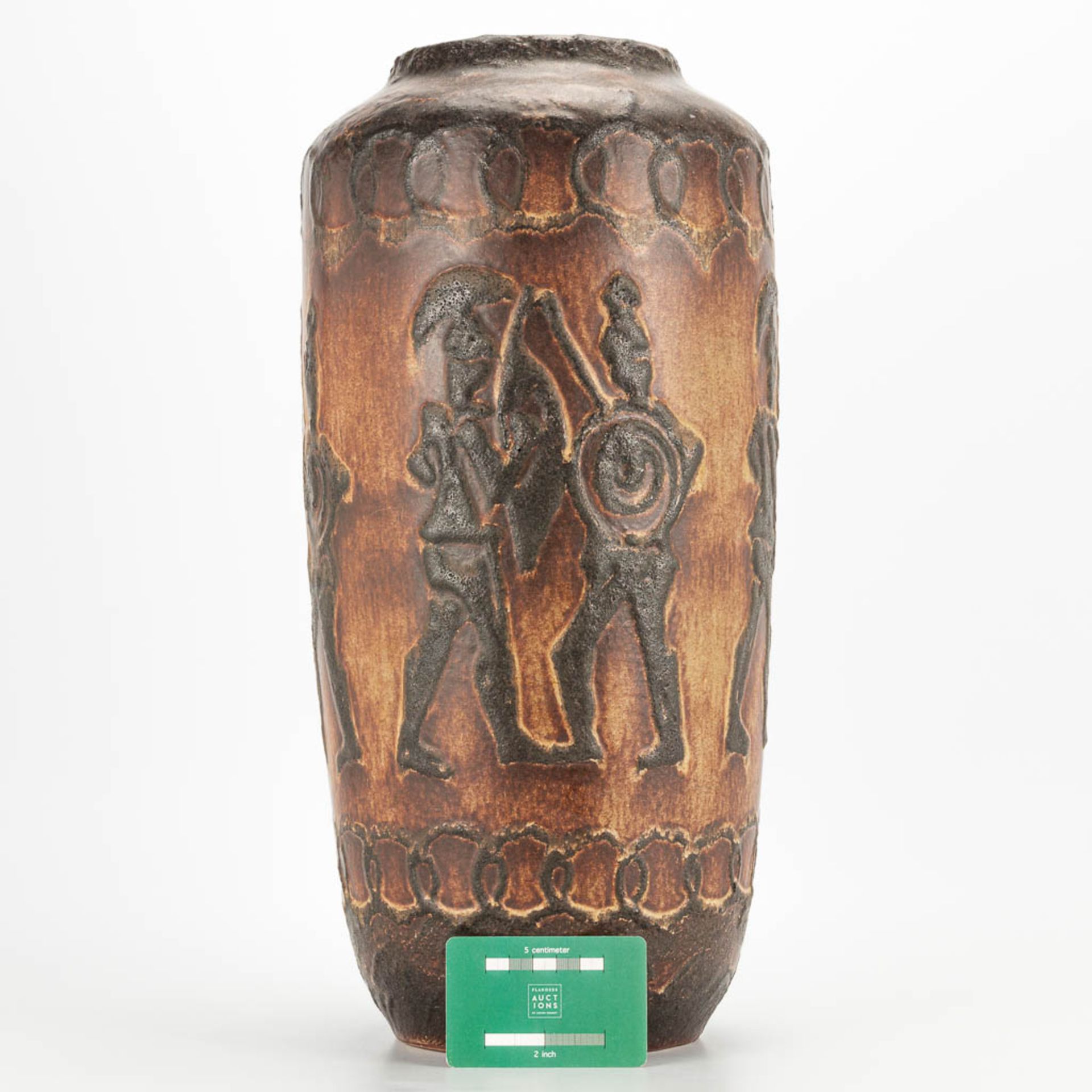 A Scheurich Lava Vase made in West-Germany with Greek Warrior decor. (44 x 22 cm) - Image 10 of 15