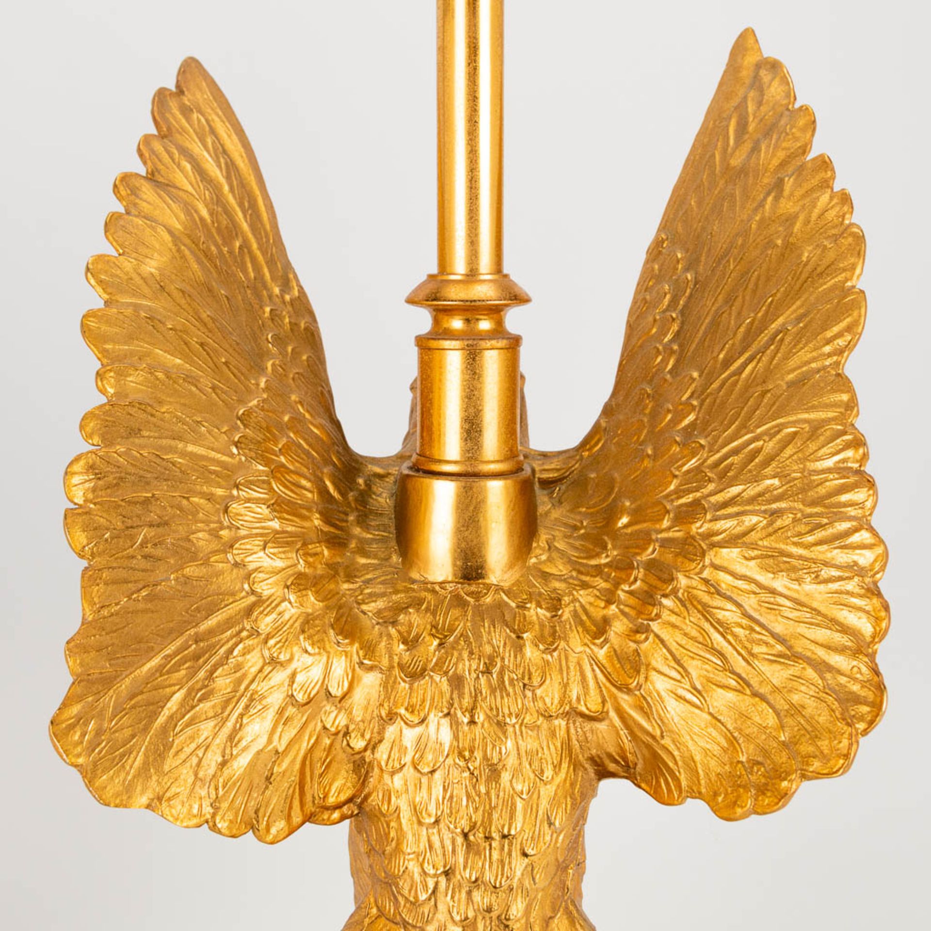 A pair of Deknudt table lamps of an eagle, metal on a porcelain base, 1970-1980. Hollywood Regency s - Image 17 of 19